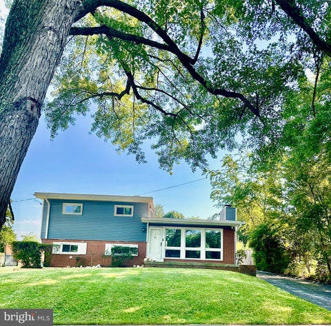 Photo of ROCKVILLE, MD 20851 (MLS # MDMC2255284)