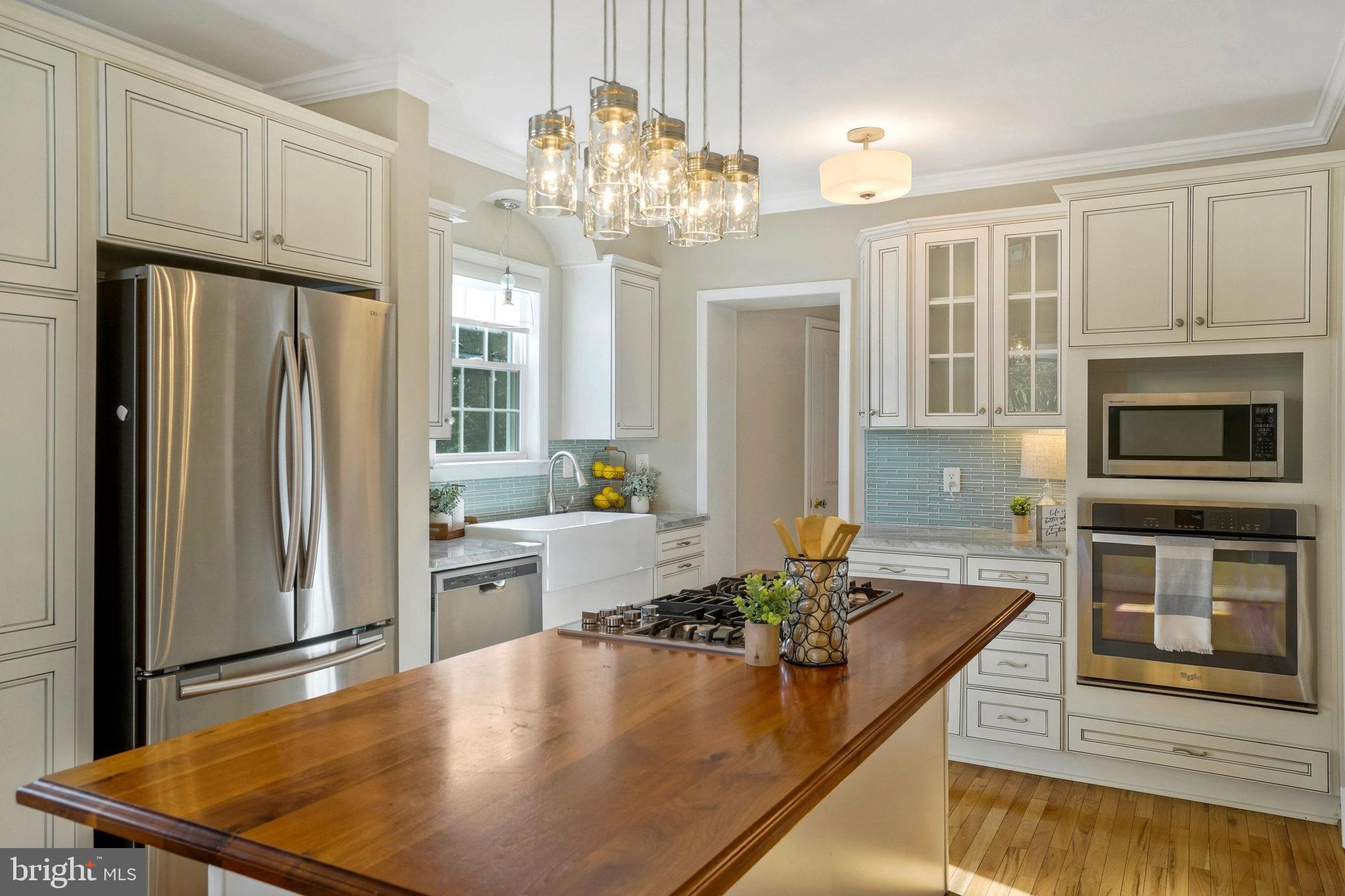 LACEY FOREST - Residential