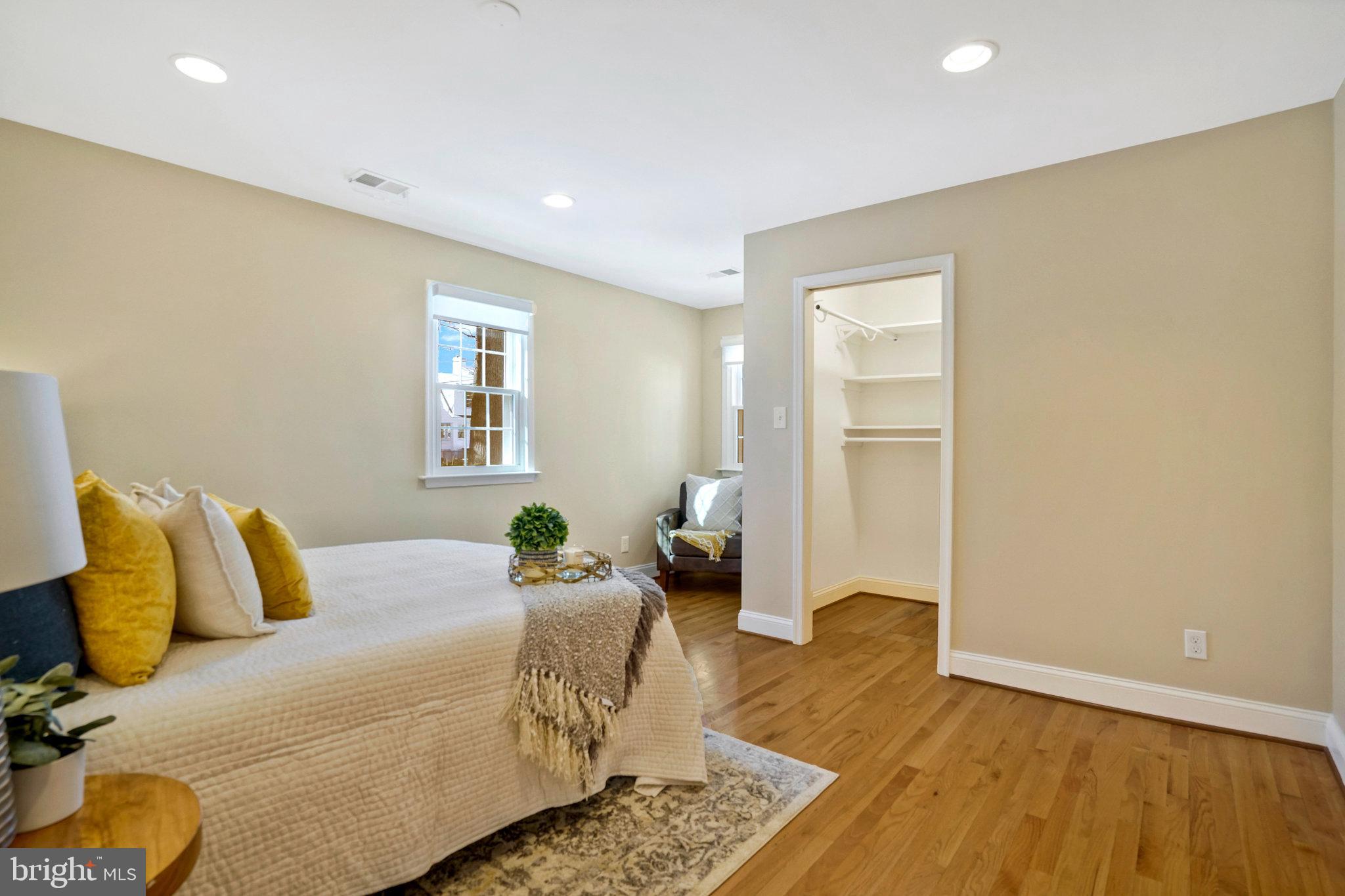 LACEY FOREST - Residential