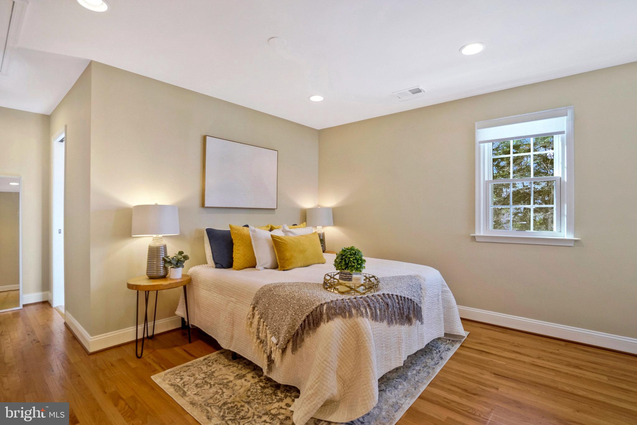 LACEY FOREST - Residential