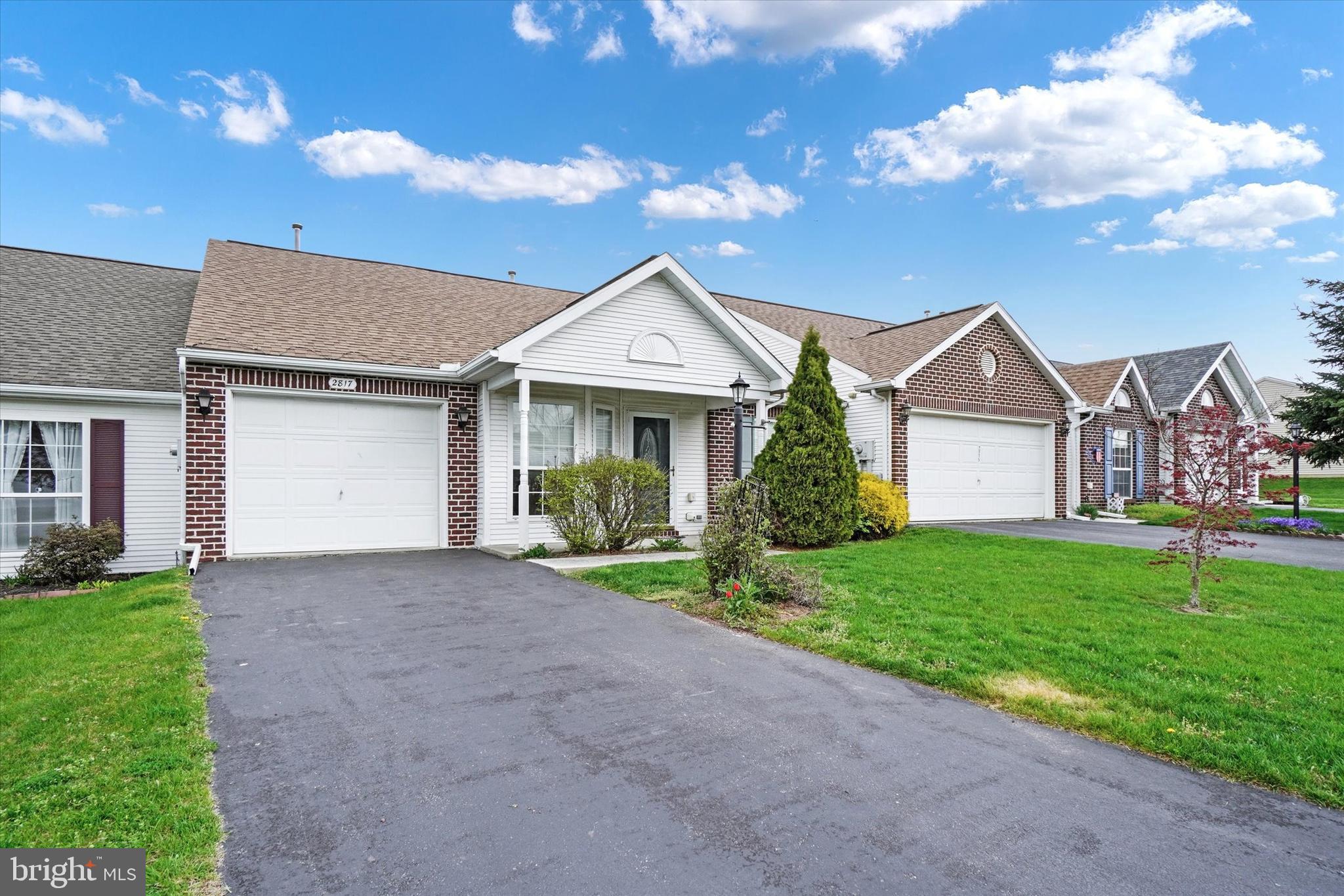 GOLDEN VILLAS - Residential