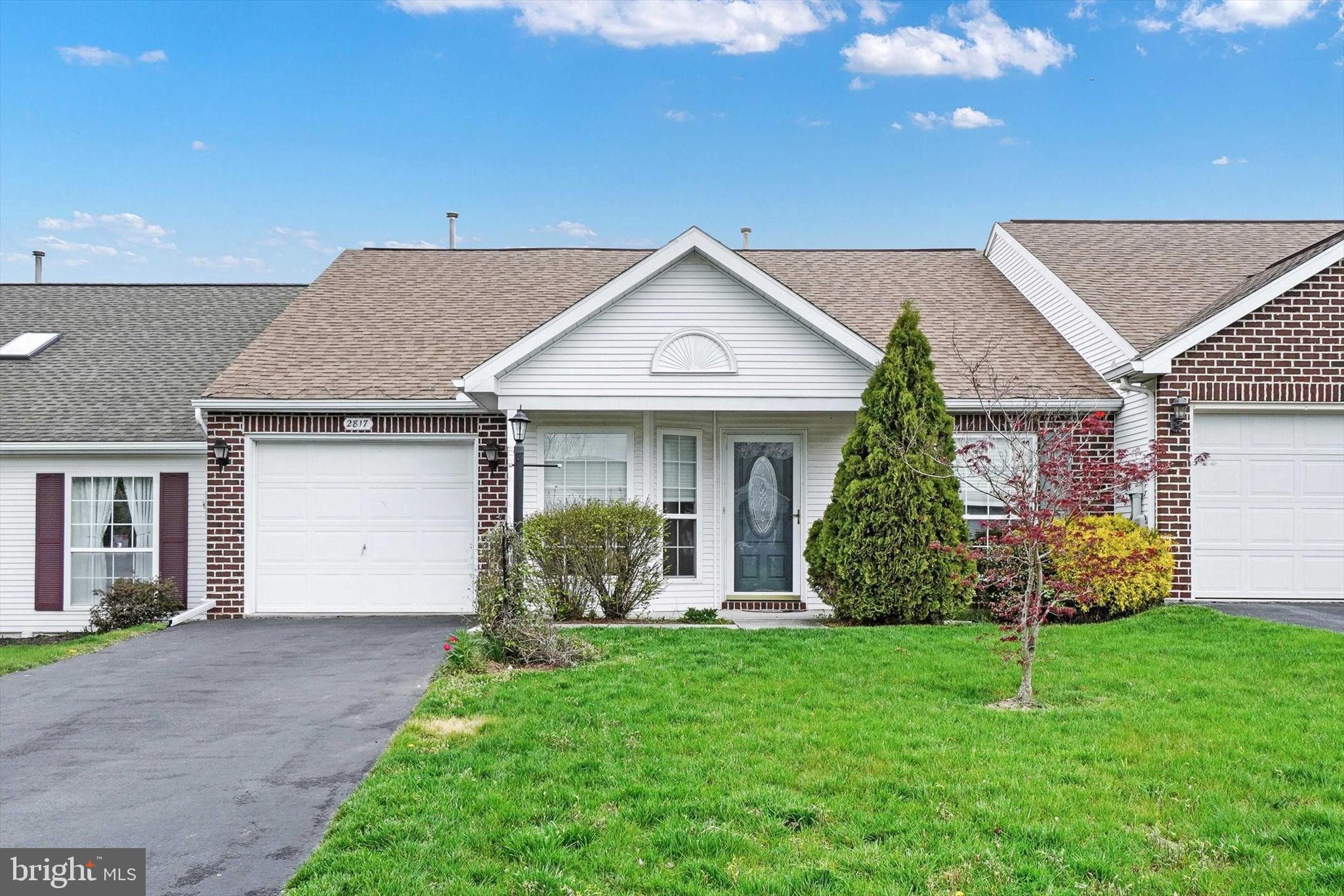 GOLDEN VILLAS - Residential