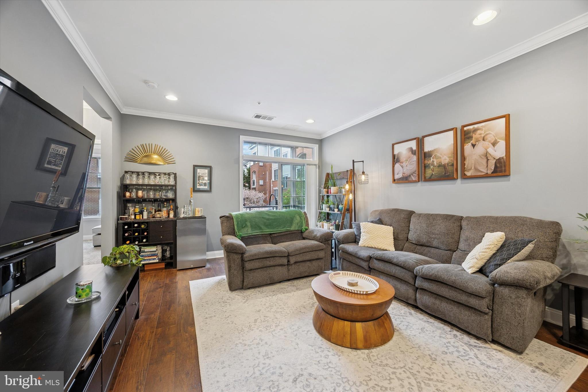 THE GRANDE AT RIVERVIEW - Residential