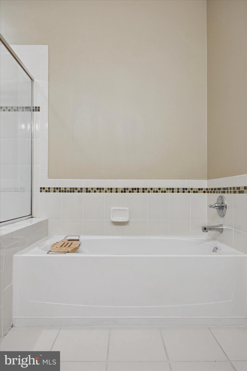 THE GRANDE AT RIVERVIEW - Residential