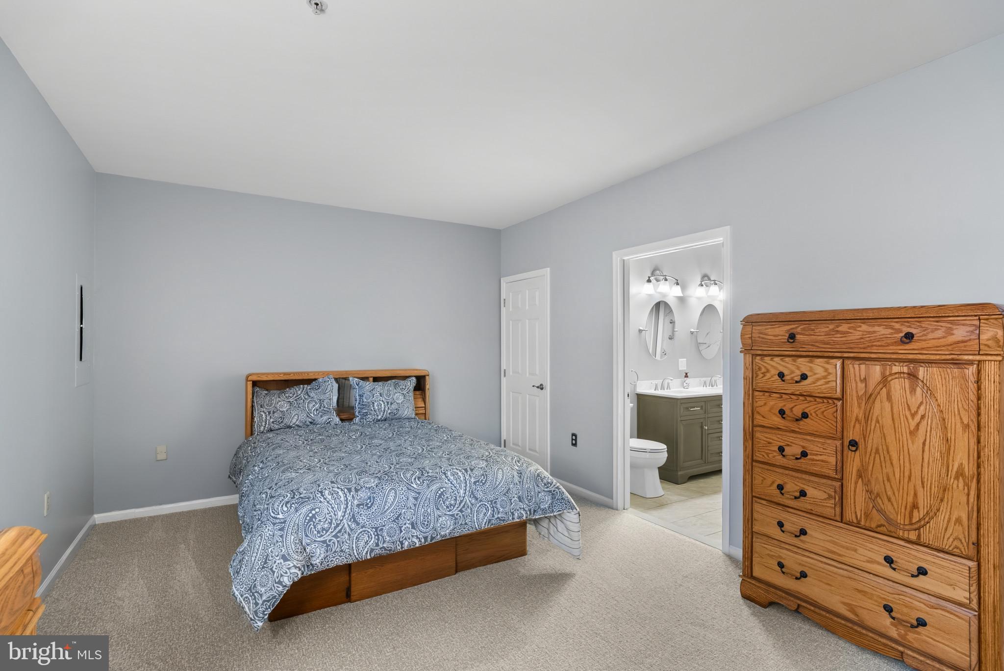 WELLFLEET MEWS - Residential