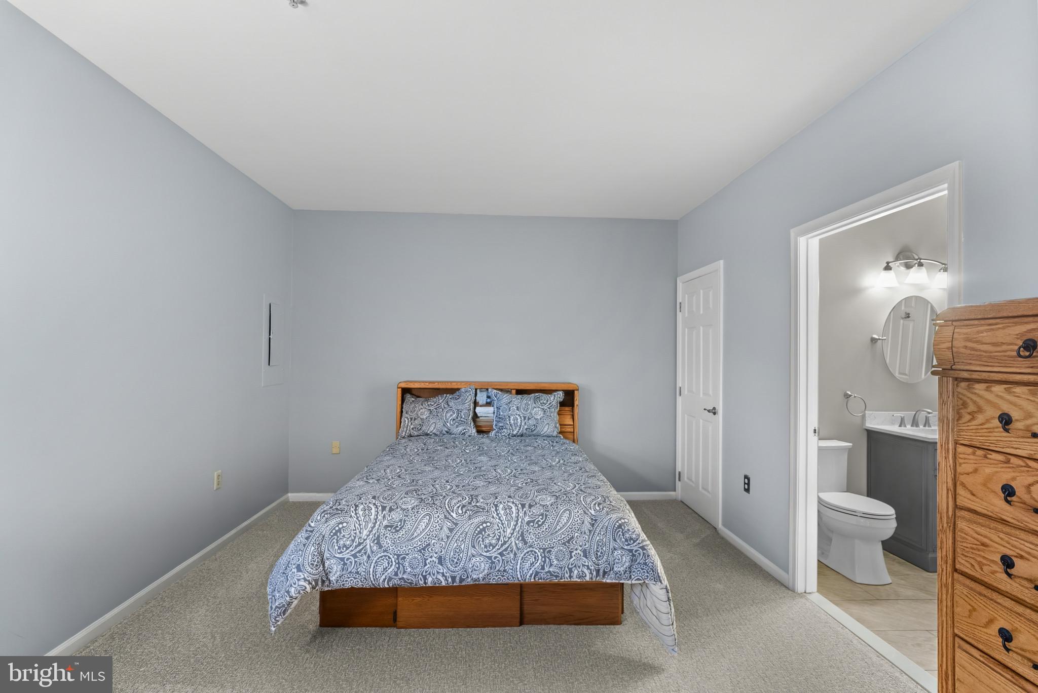 WELLFLEET MEWS - Residential