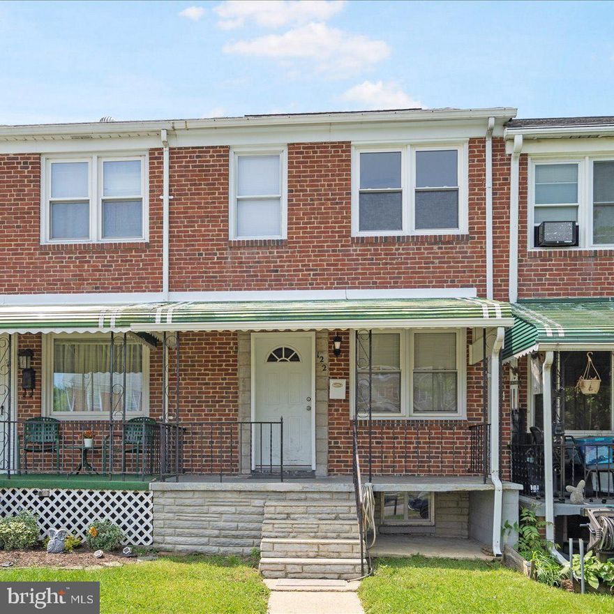 **OFFER DEADLINE SATURDAY 5/13 @ 6:00PM**
Completely updated and well-maintained townhome. Kitchen features stainless steel appliances, beautiful Quartz countertops, with new updated LVP flooring. Recently painted throughout the entire house. In the basement you will find new carpet, Wet bar, a full bathroom with private access. This home is move in ready!!