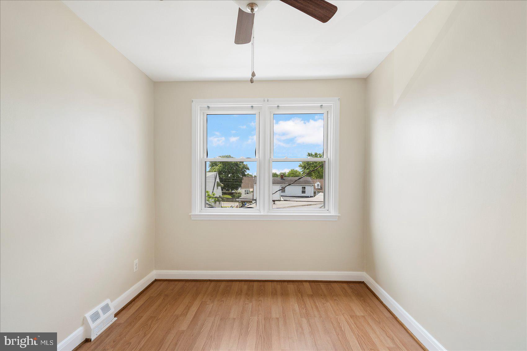 WILTSHIRE - Residential