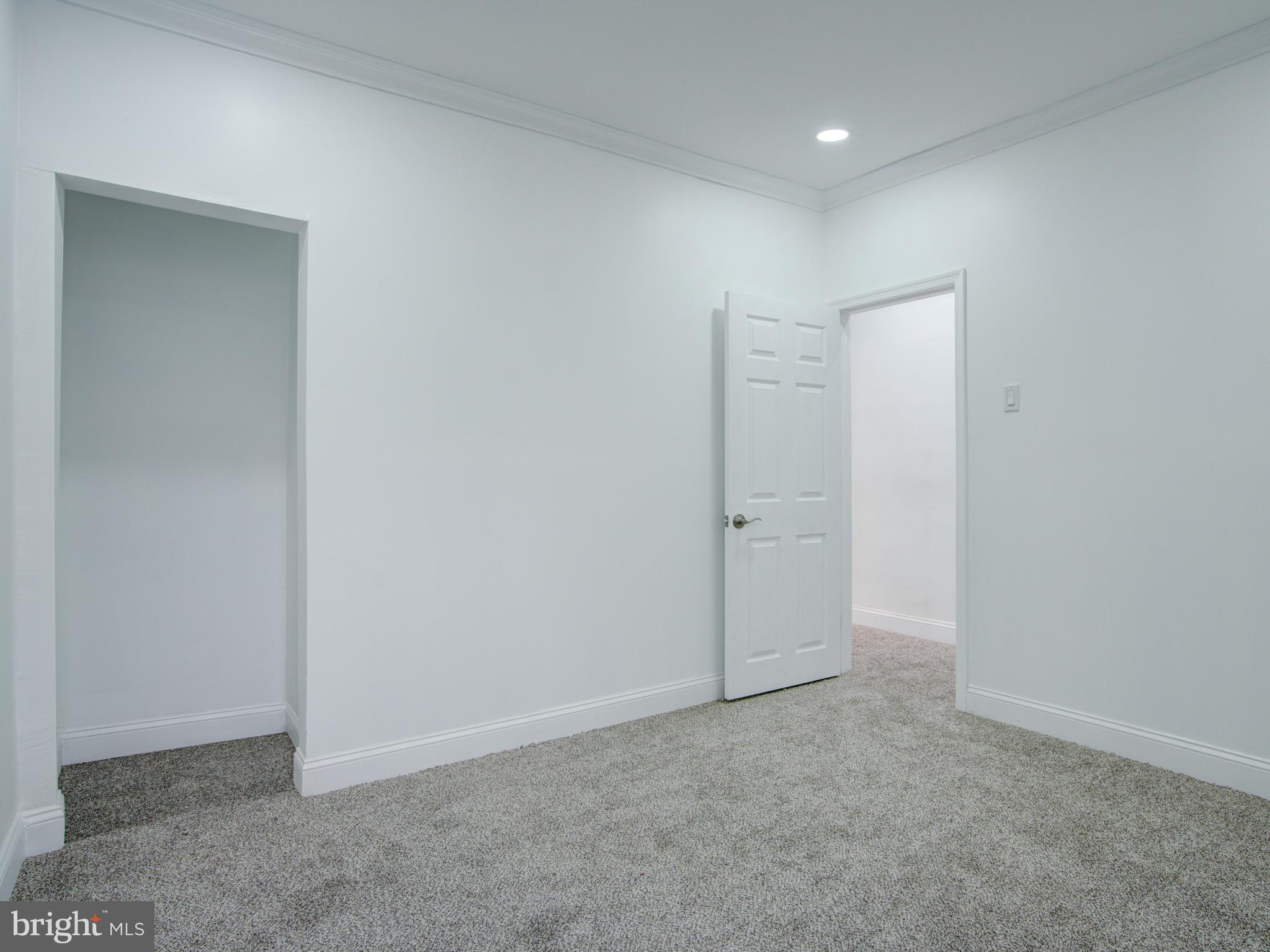 PHILADELPHIA (WEST) - Residential