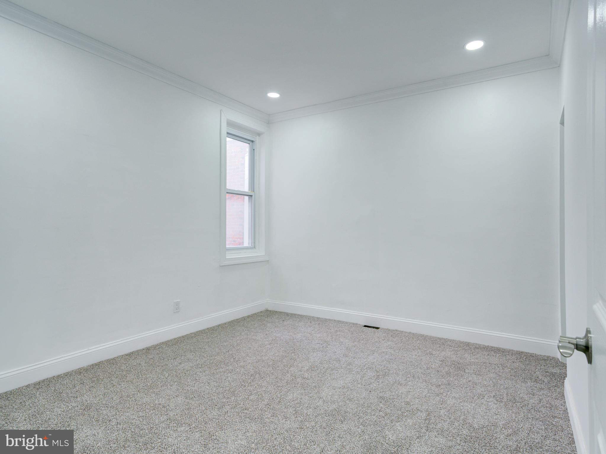 PHILADELPHIA (WEST) - Residential