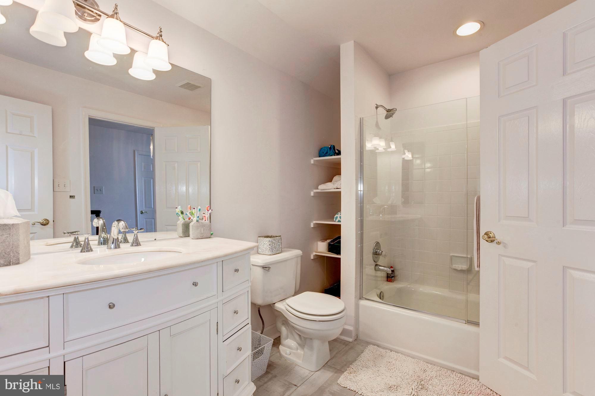 AVENEL - Residential