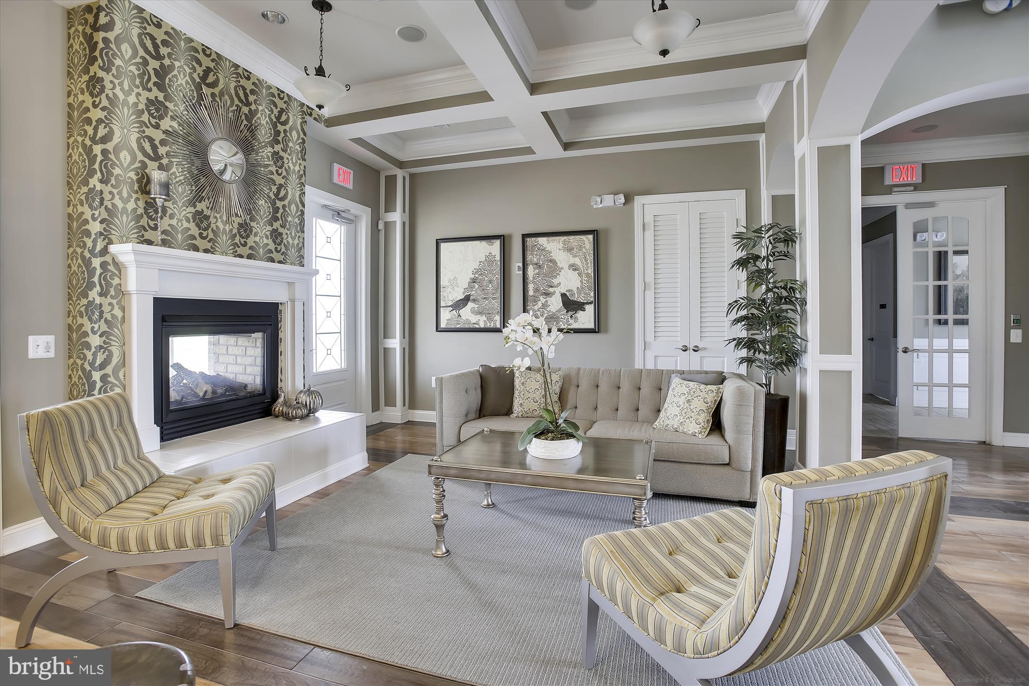RIVER POINTE - Residential