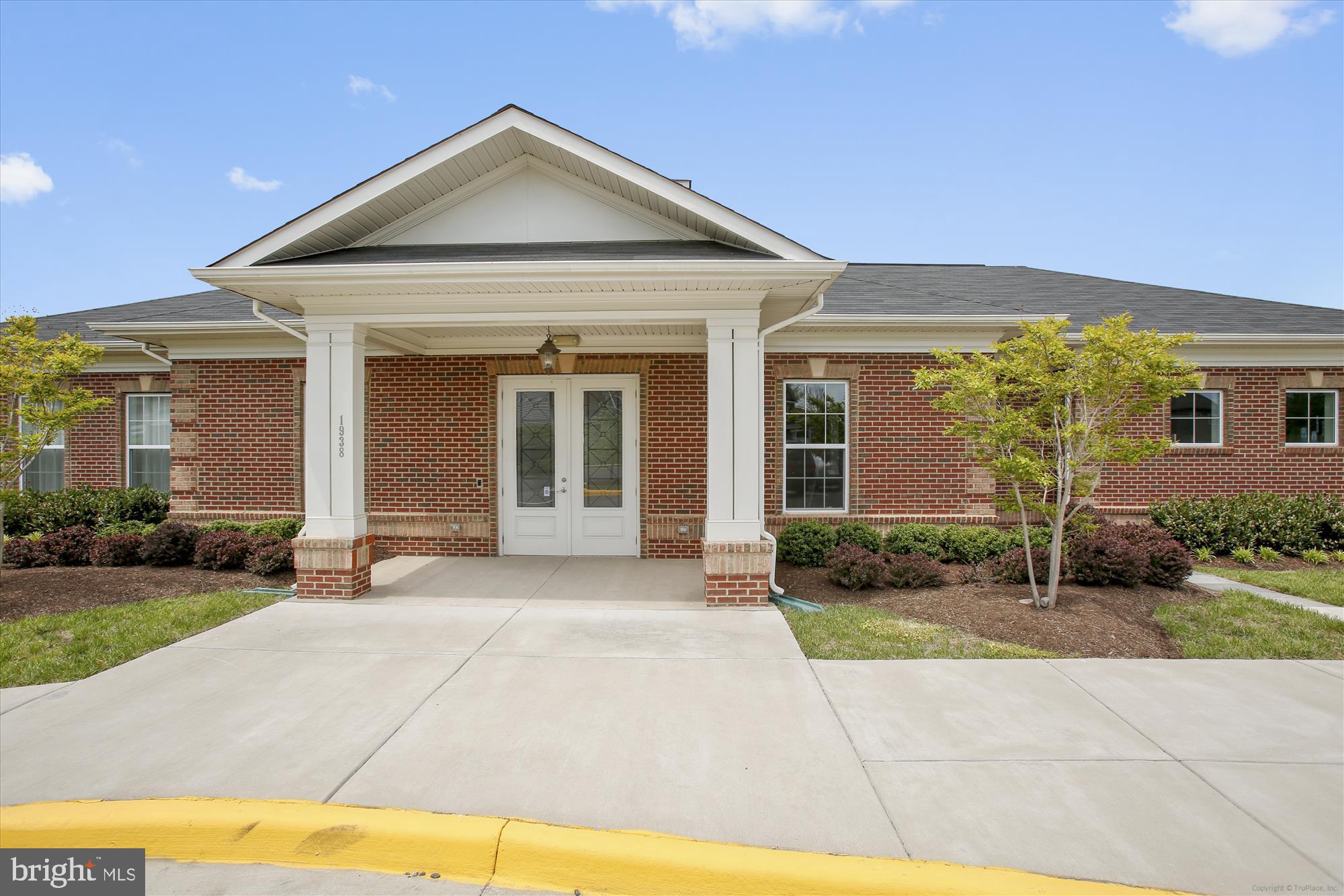 RIVER POINTE - Residential