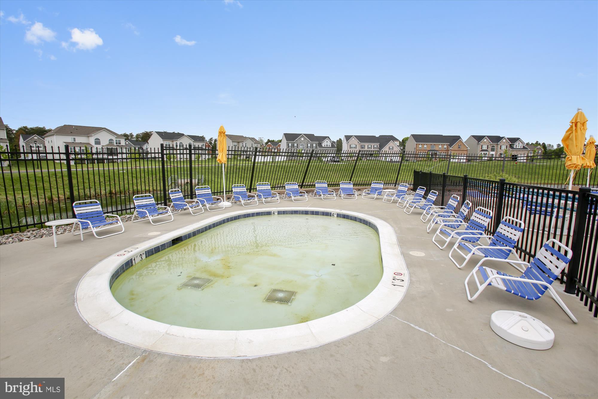 RIVER POINTE - Residential