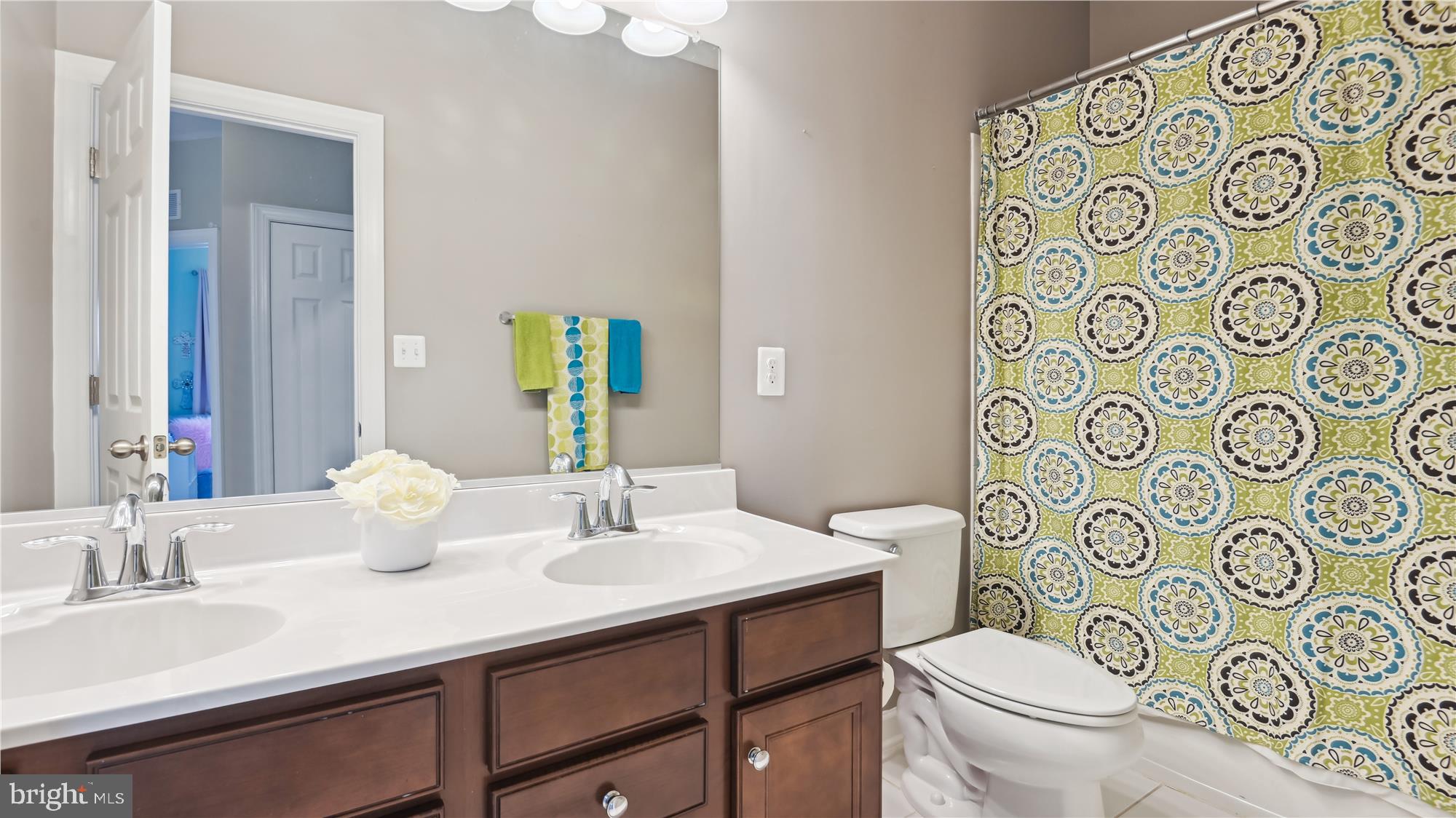RIVER POINTE - Residential