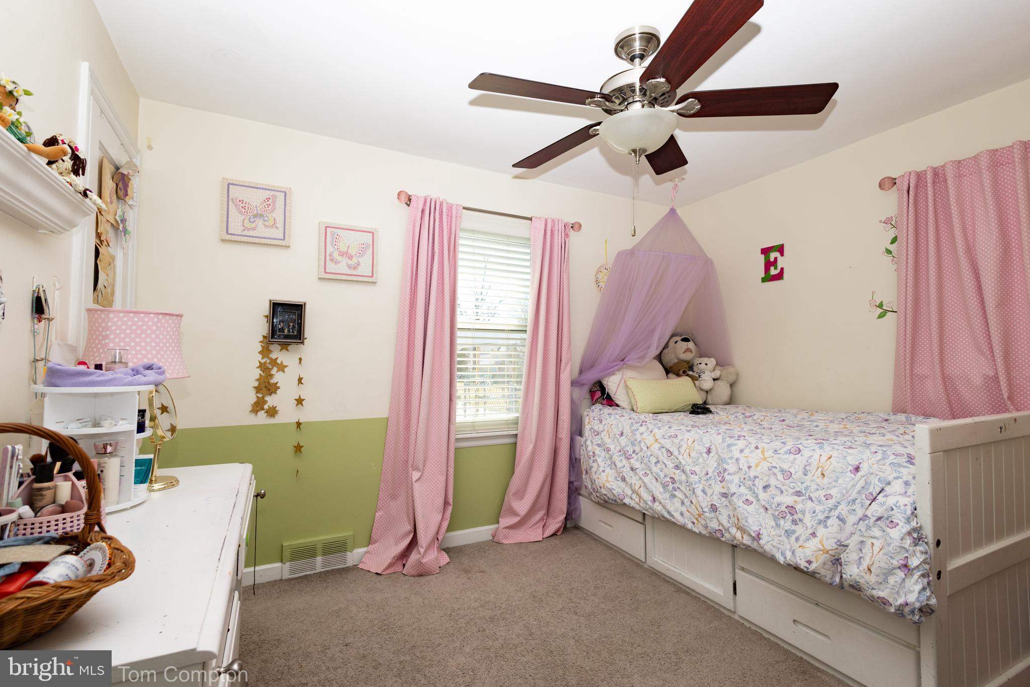 HILLTOP ESTATES - Residential