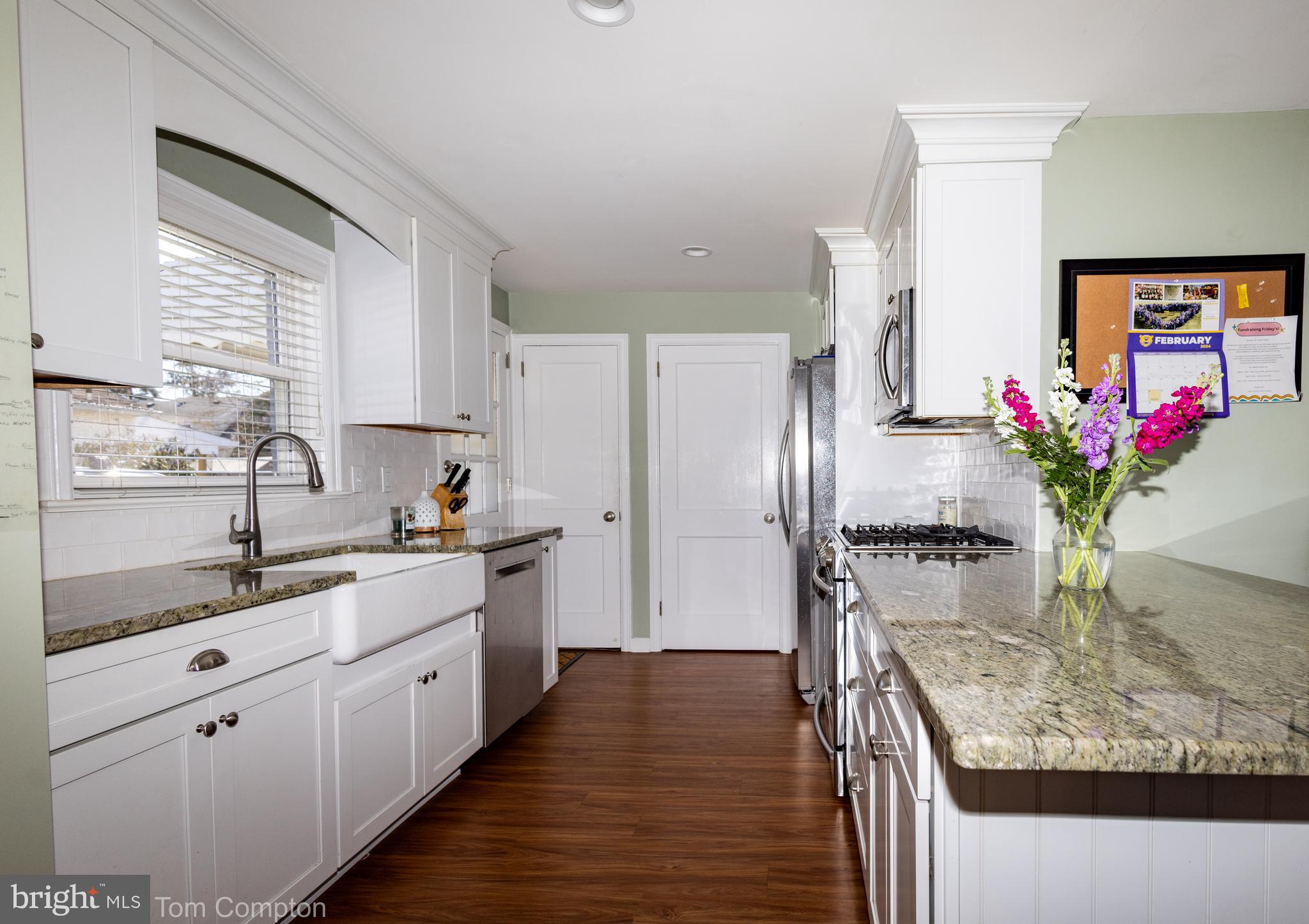 HILLTOP ESTATES - Residential