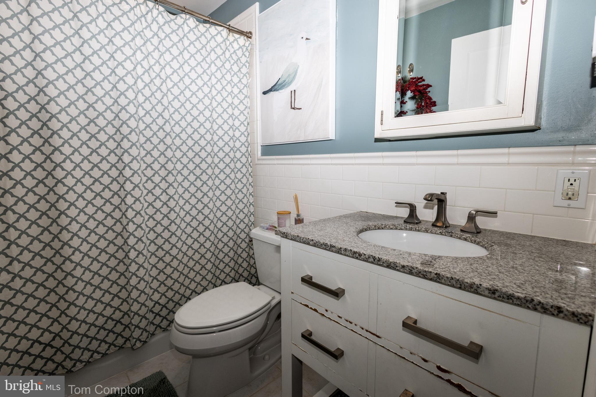 HILLTOP ESTATES - Residential