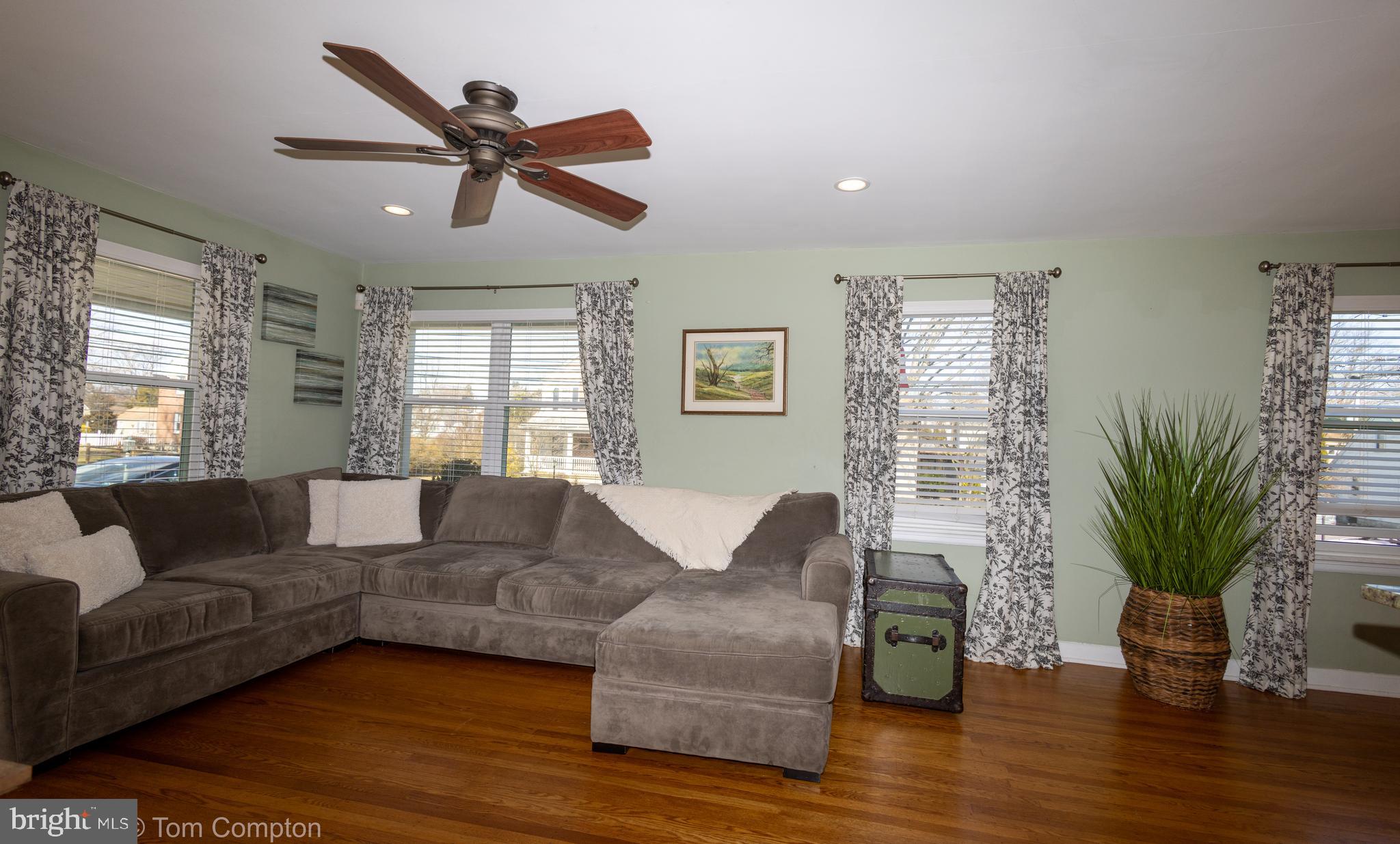 HILLTOP ESTATES - Residential