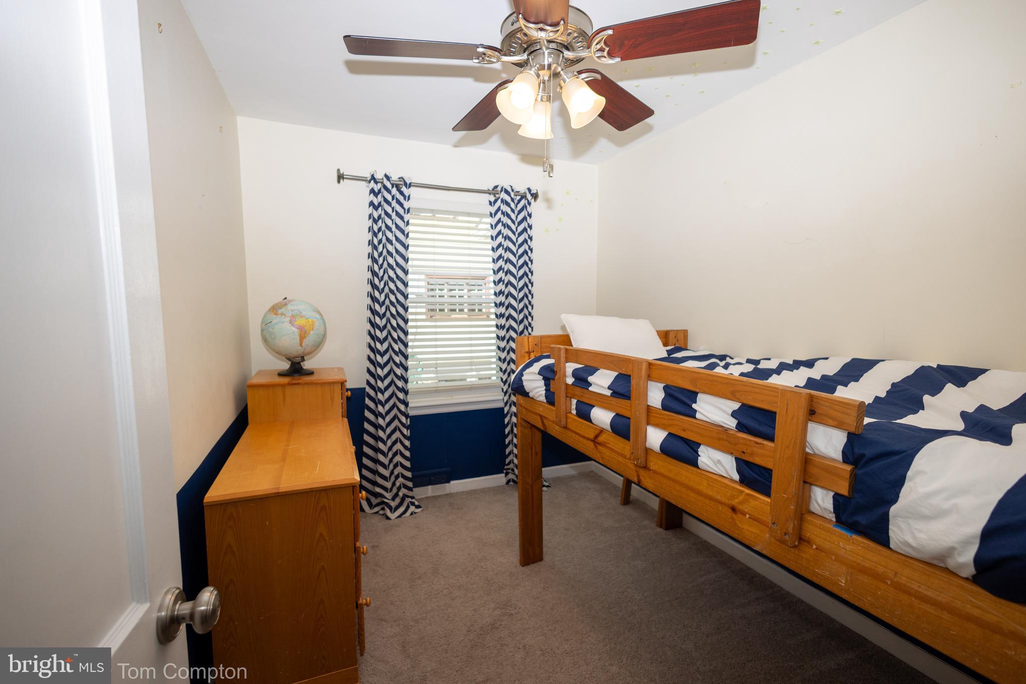 HILLTOP ESTATES - Residential