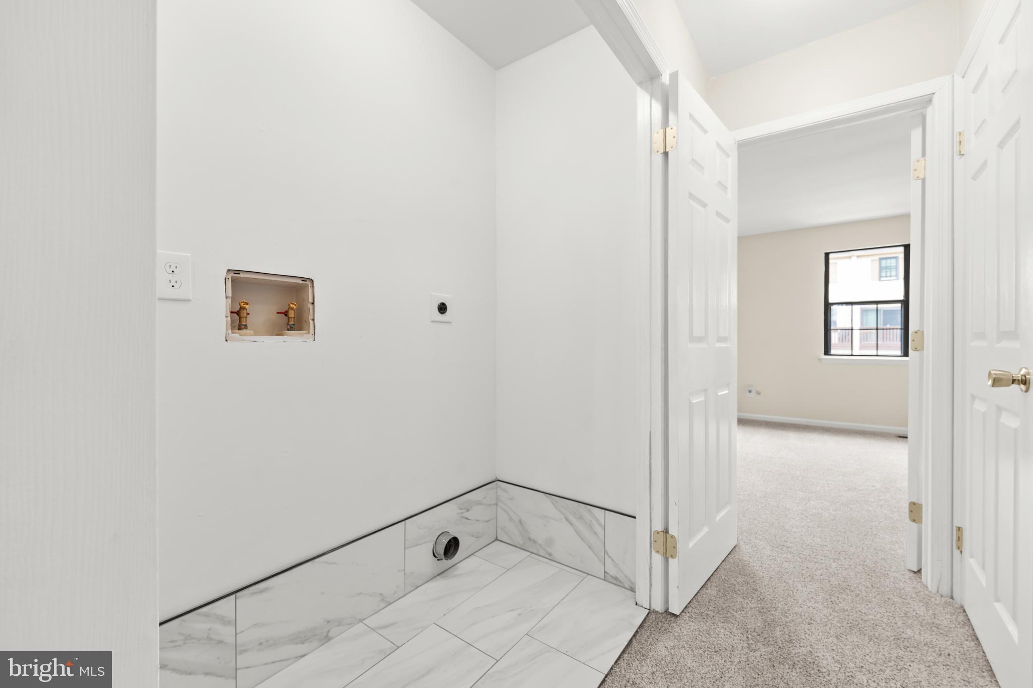 WILLISTOWN WOODS - Residential