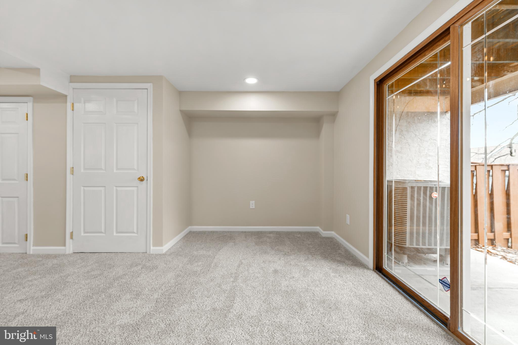 WILLISTOWN WOODS - Residential