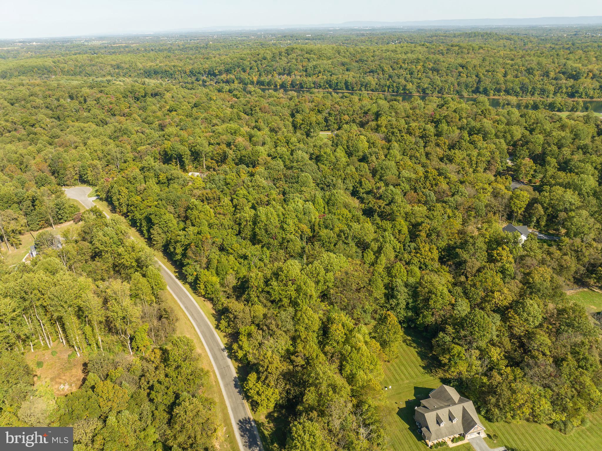 CROSSINGS ON THE POTOMAC - Land