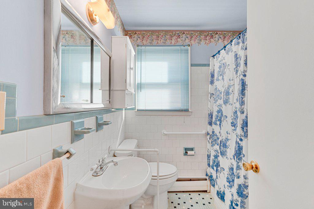 PARKVILLE - Residential