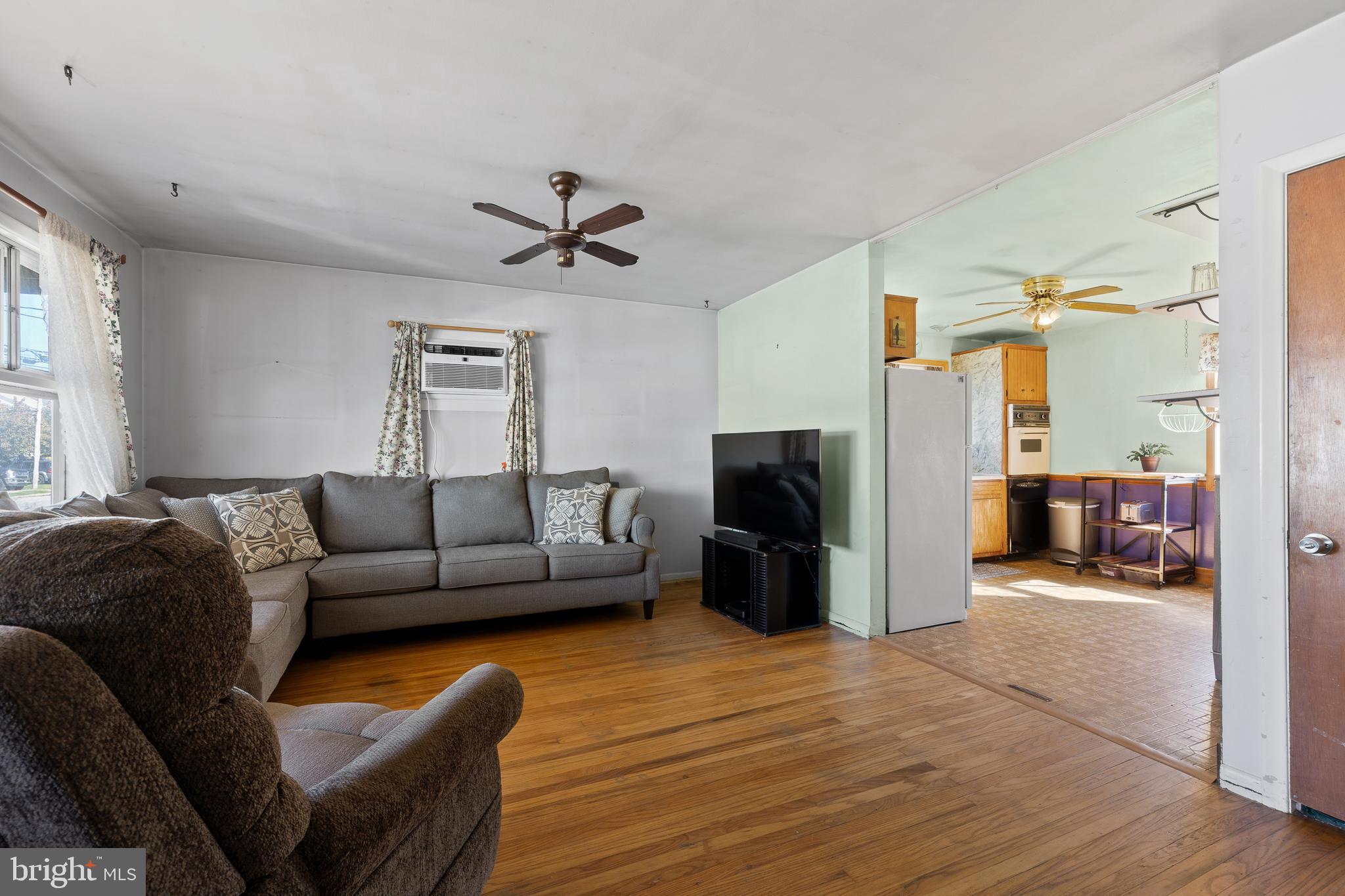 604 HIGHLAND AVENUE