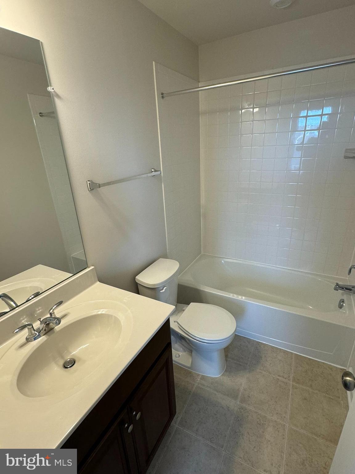 PRESIDENTS POINTE - Residential Lease