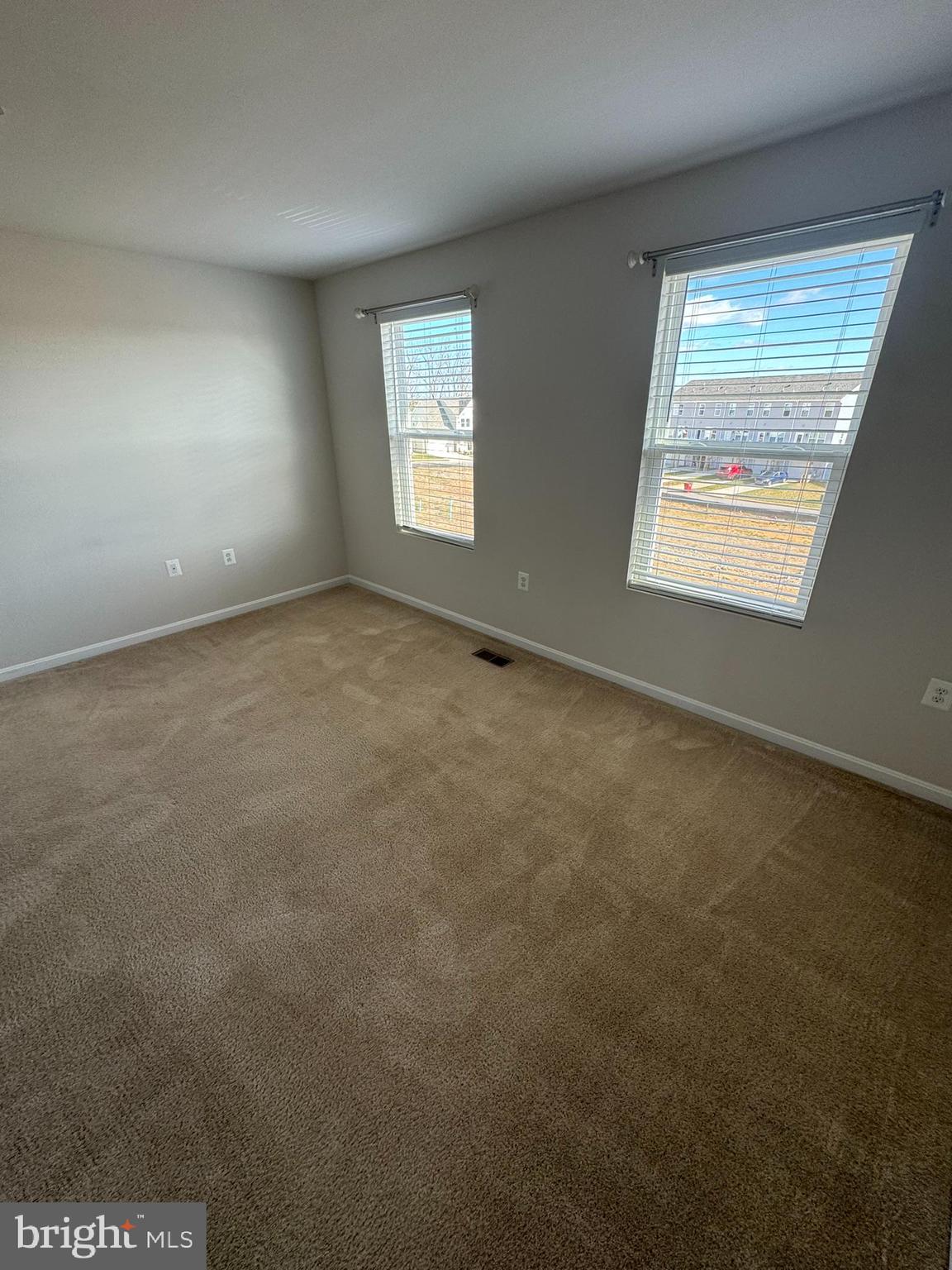 PRESIDENTS POINTE - Residential Lease