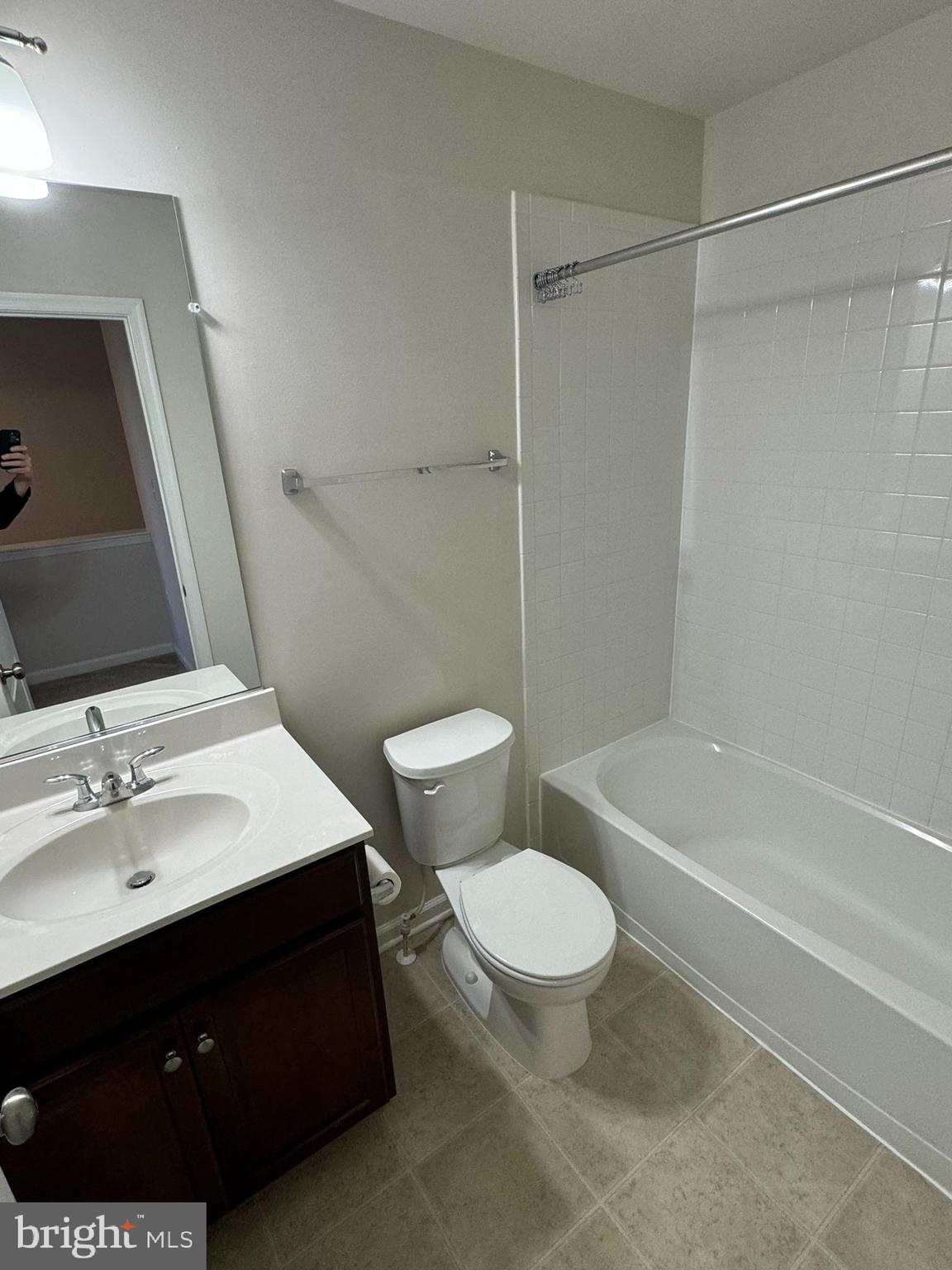 PRESIDENTS POINTE - Residential Lease