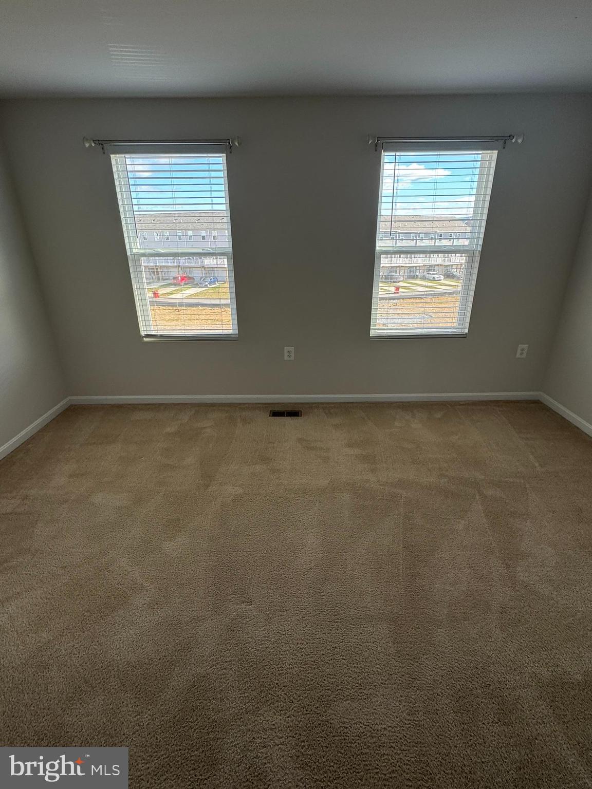 PRESIDENTS POINTE - Residential Lease