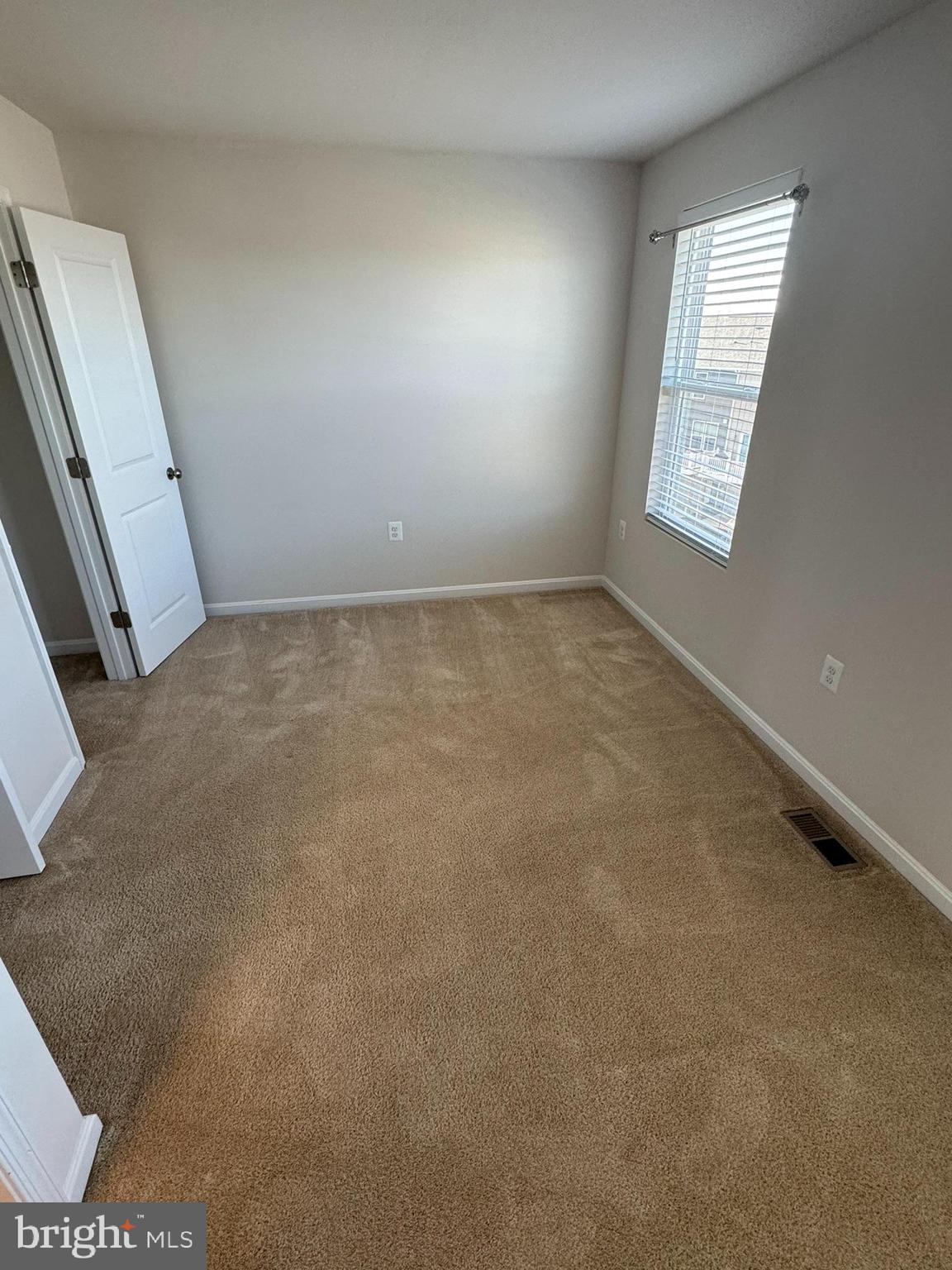 PRESIDENTS POINTE - Residential Lease