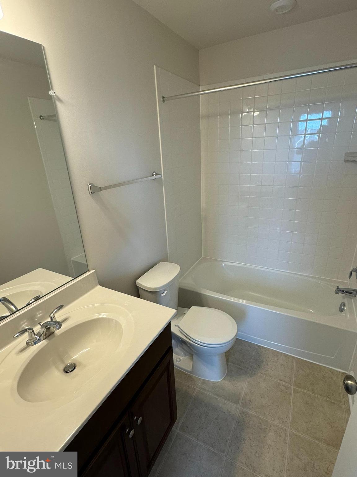 PRESIDENTS POINTE - Residential Lease