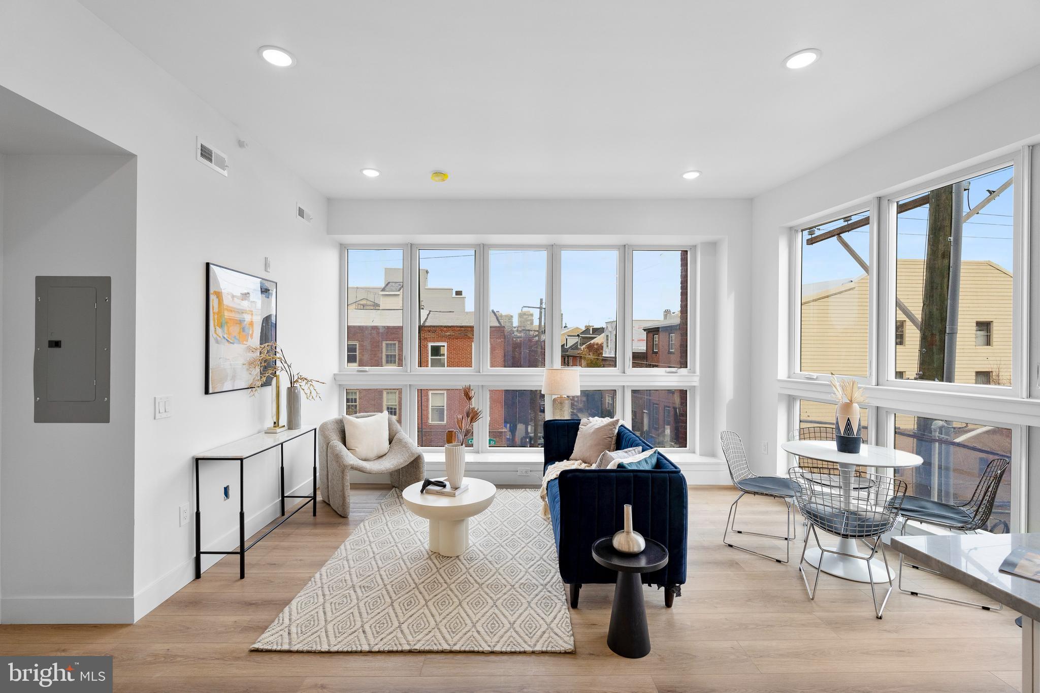 QUEEN VILLAGE - Residential Lease