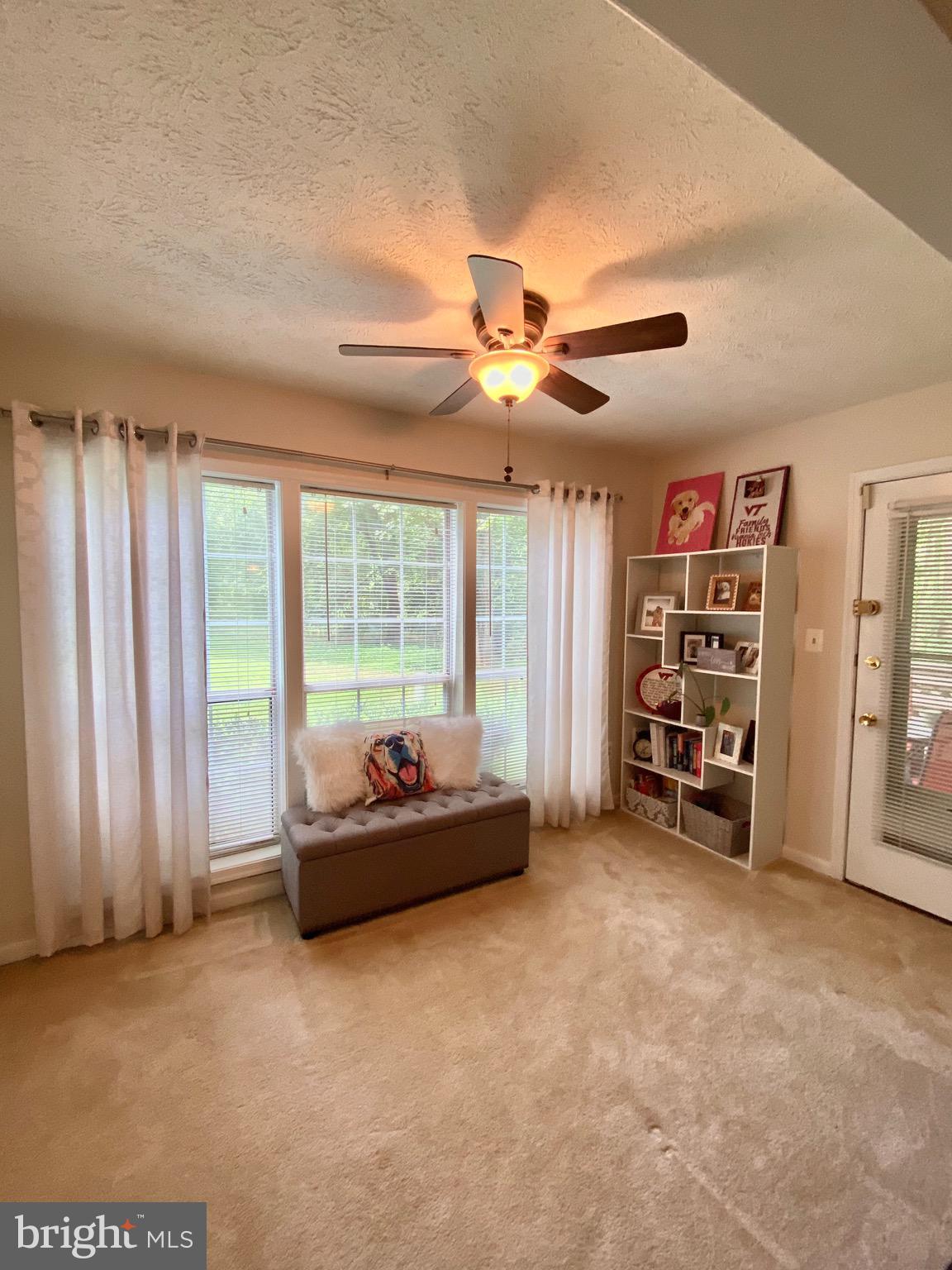 WILLOW POINT - Residential Lease