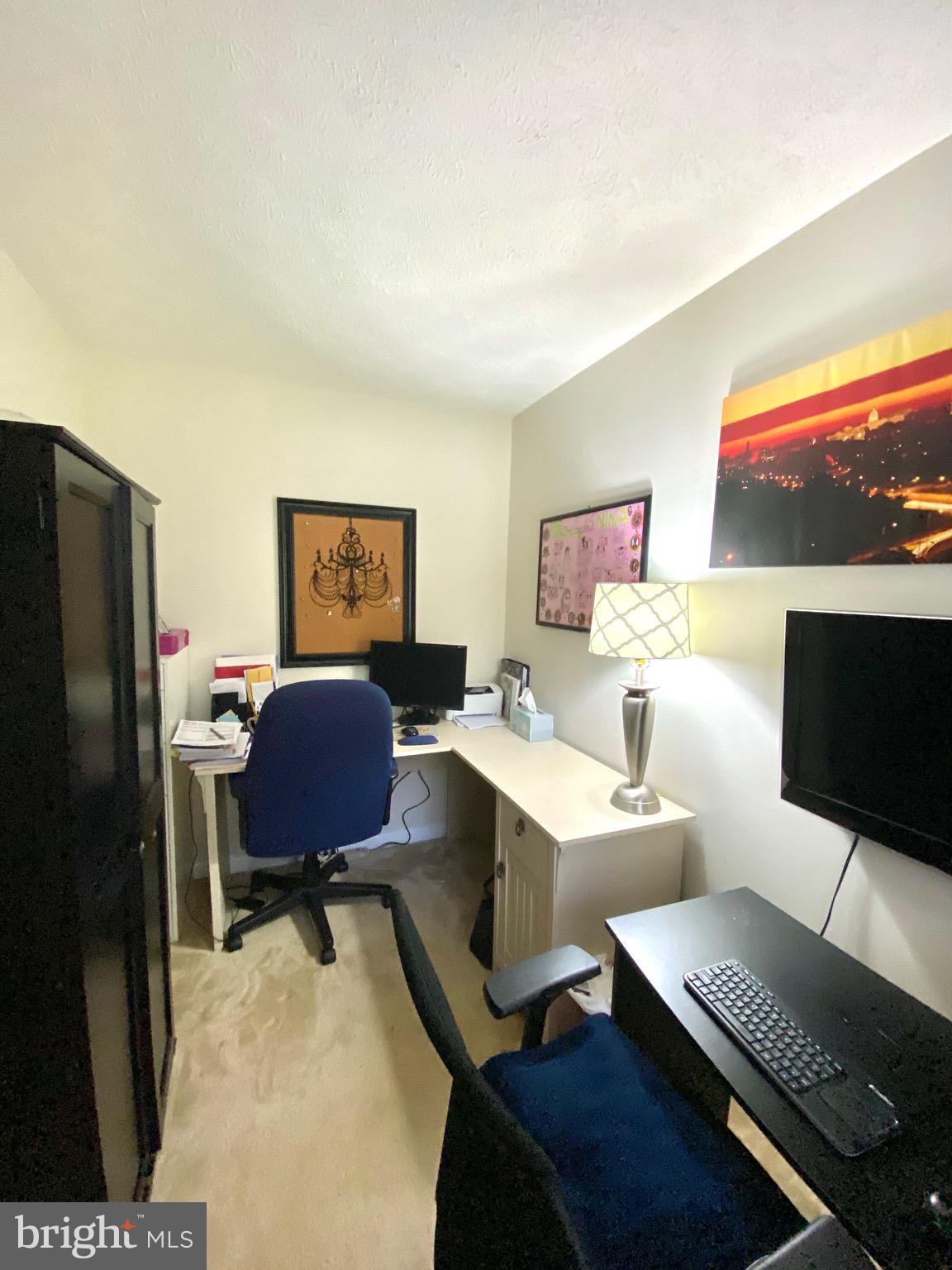 WILLOW POINT - Residential Lease