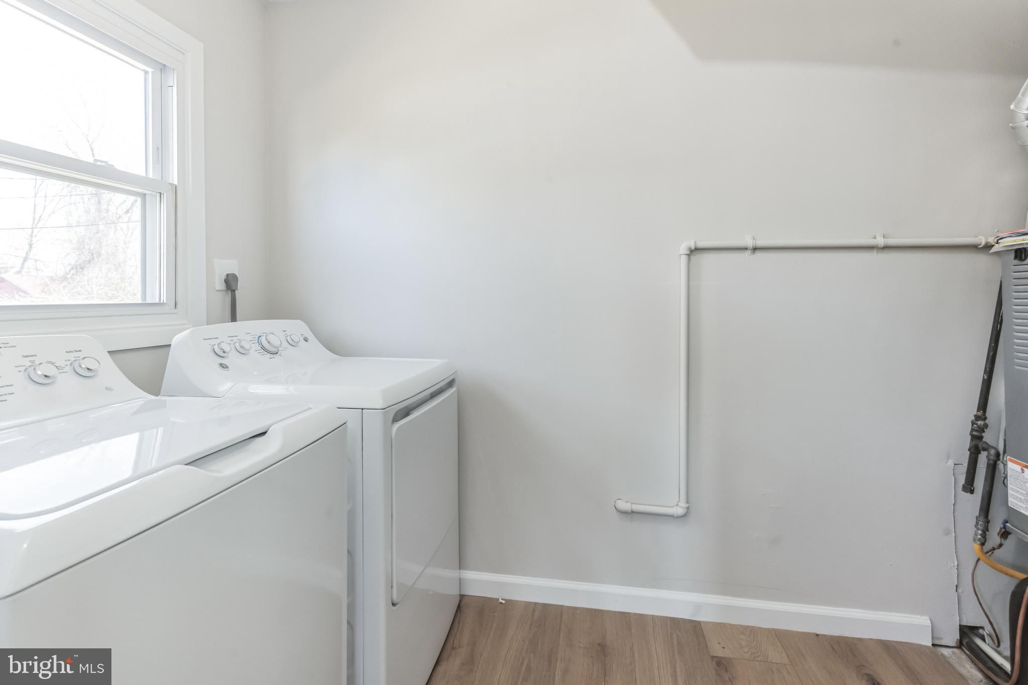 SOMERSET AT BELAIR - Residential