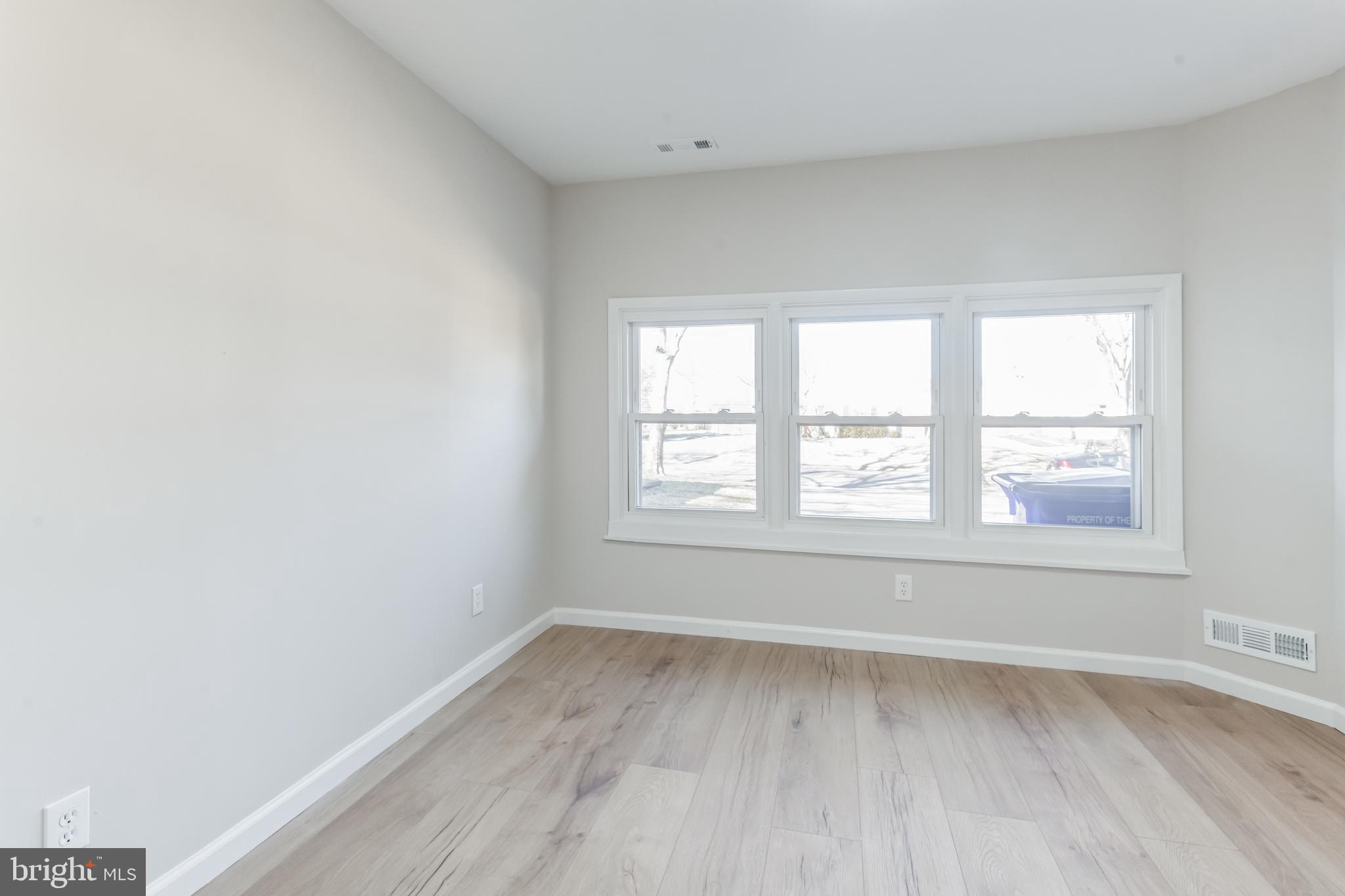 SOMERSET AT BELAIR - Residential