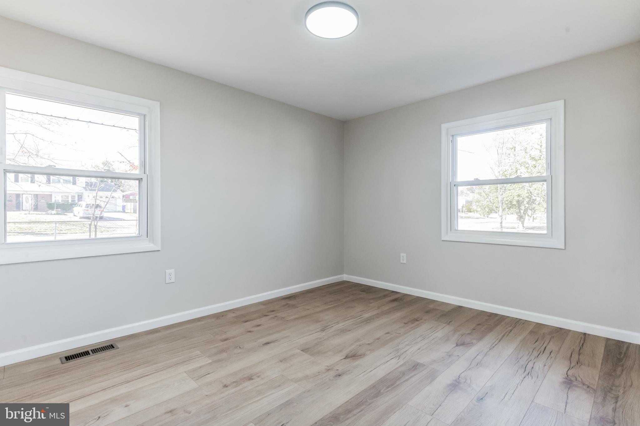 SOMERSET AT BELAIR - Residential