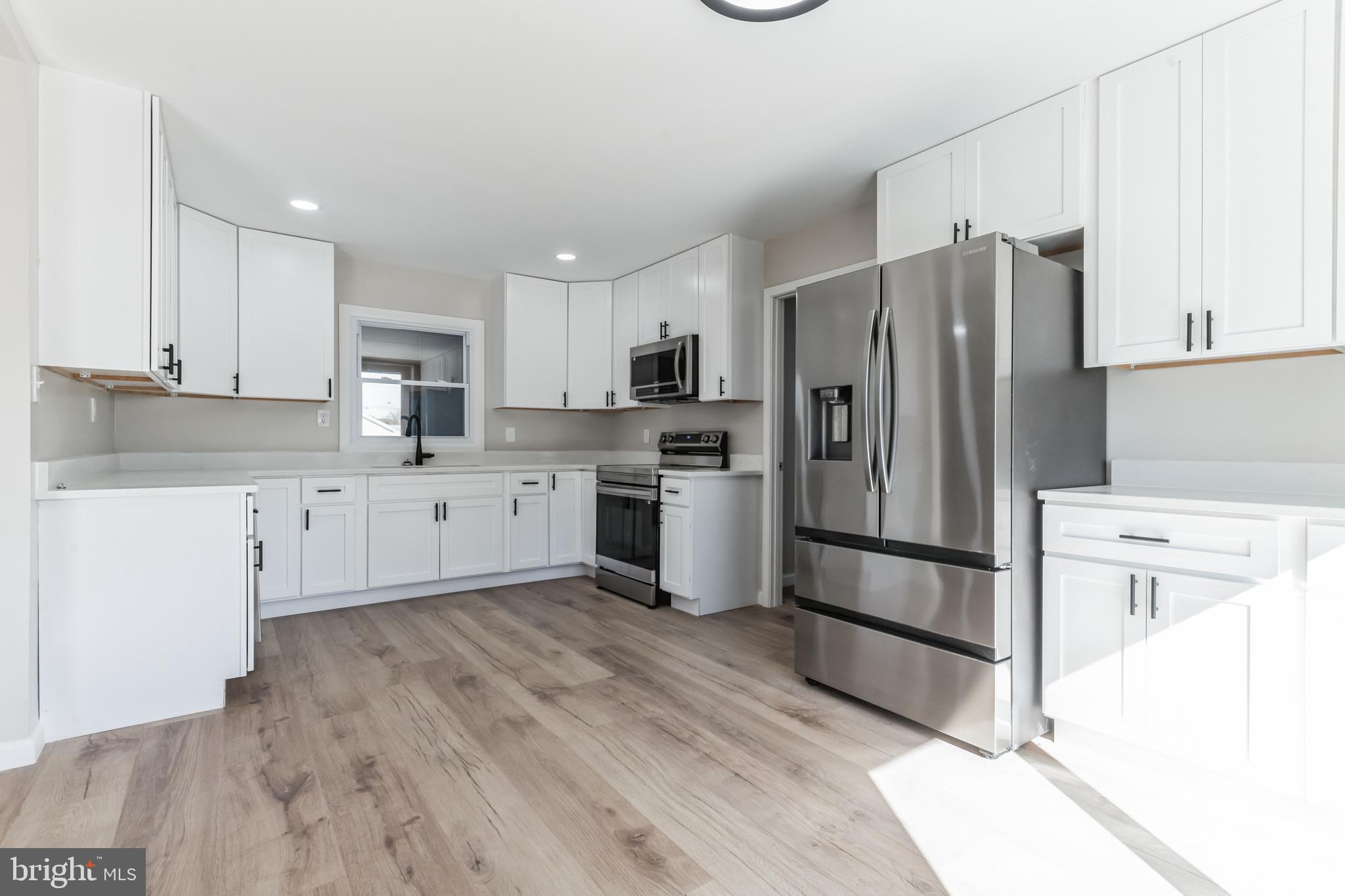 SOMERSET AT BELAIR - Residential