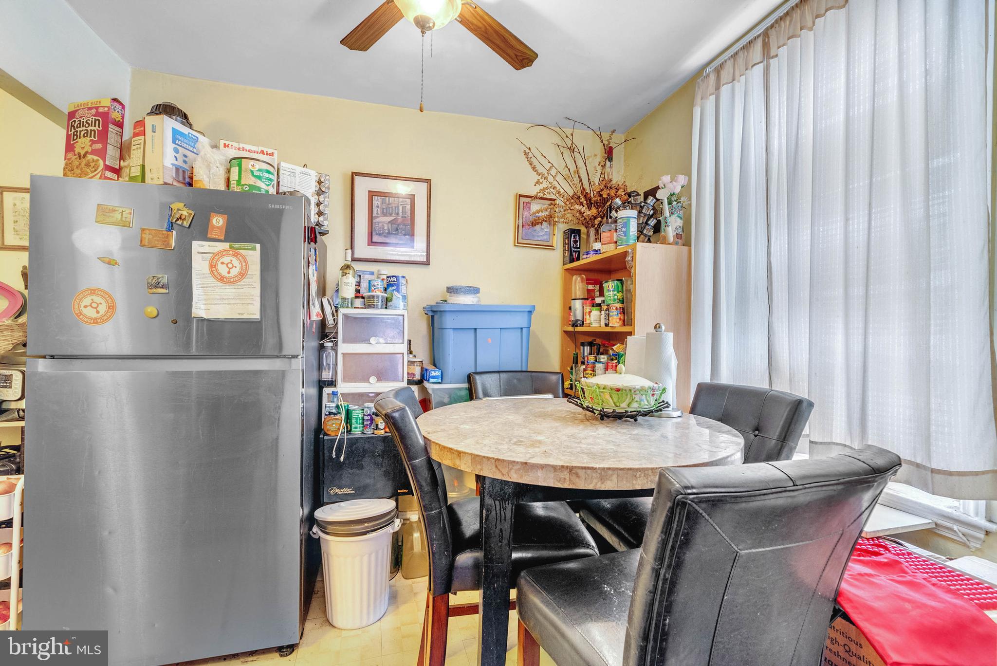 PHILADELPHIA (WEST) - Commercial Sale