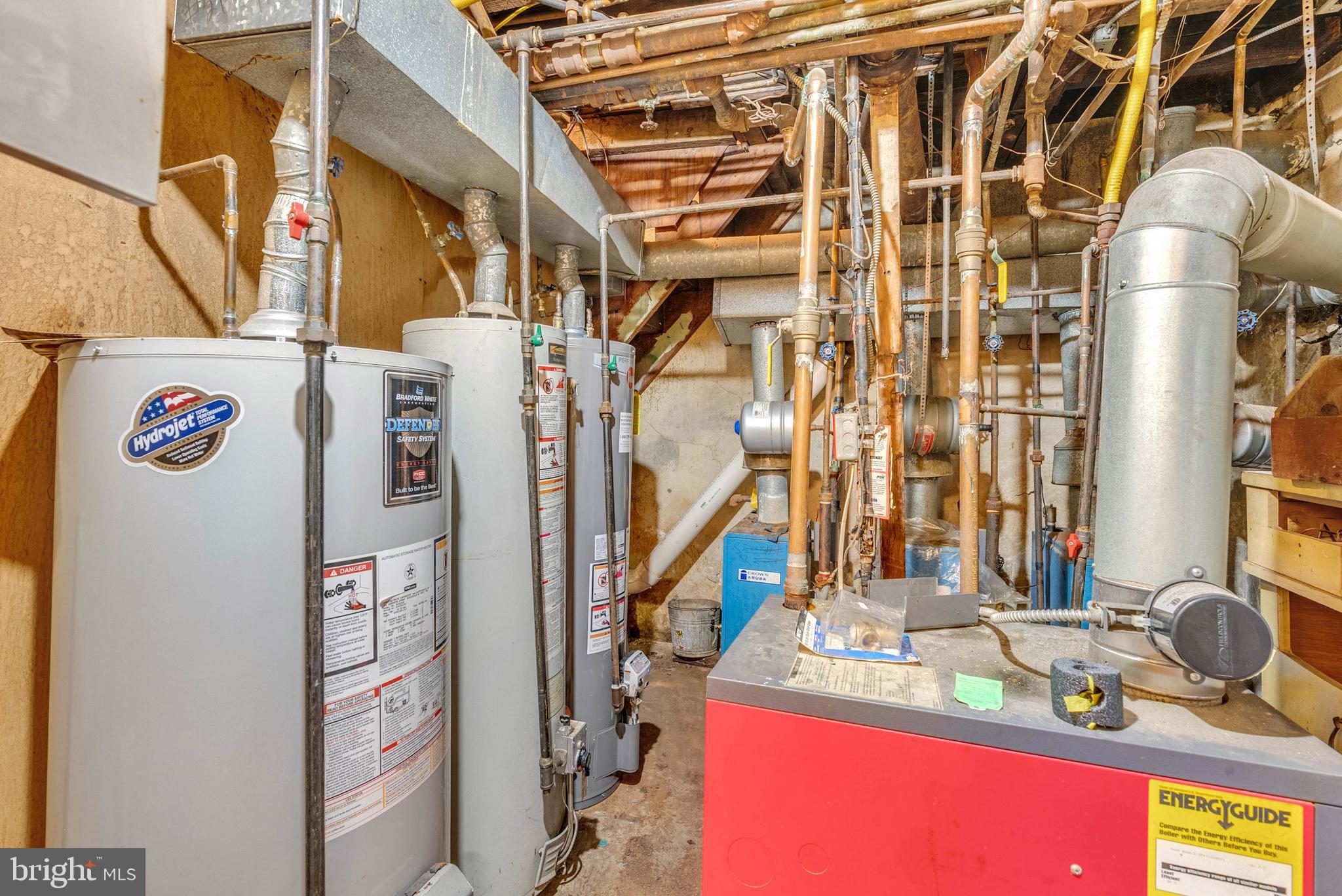 PHILADELPHIA (WEST) - Commercial Sale