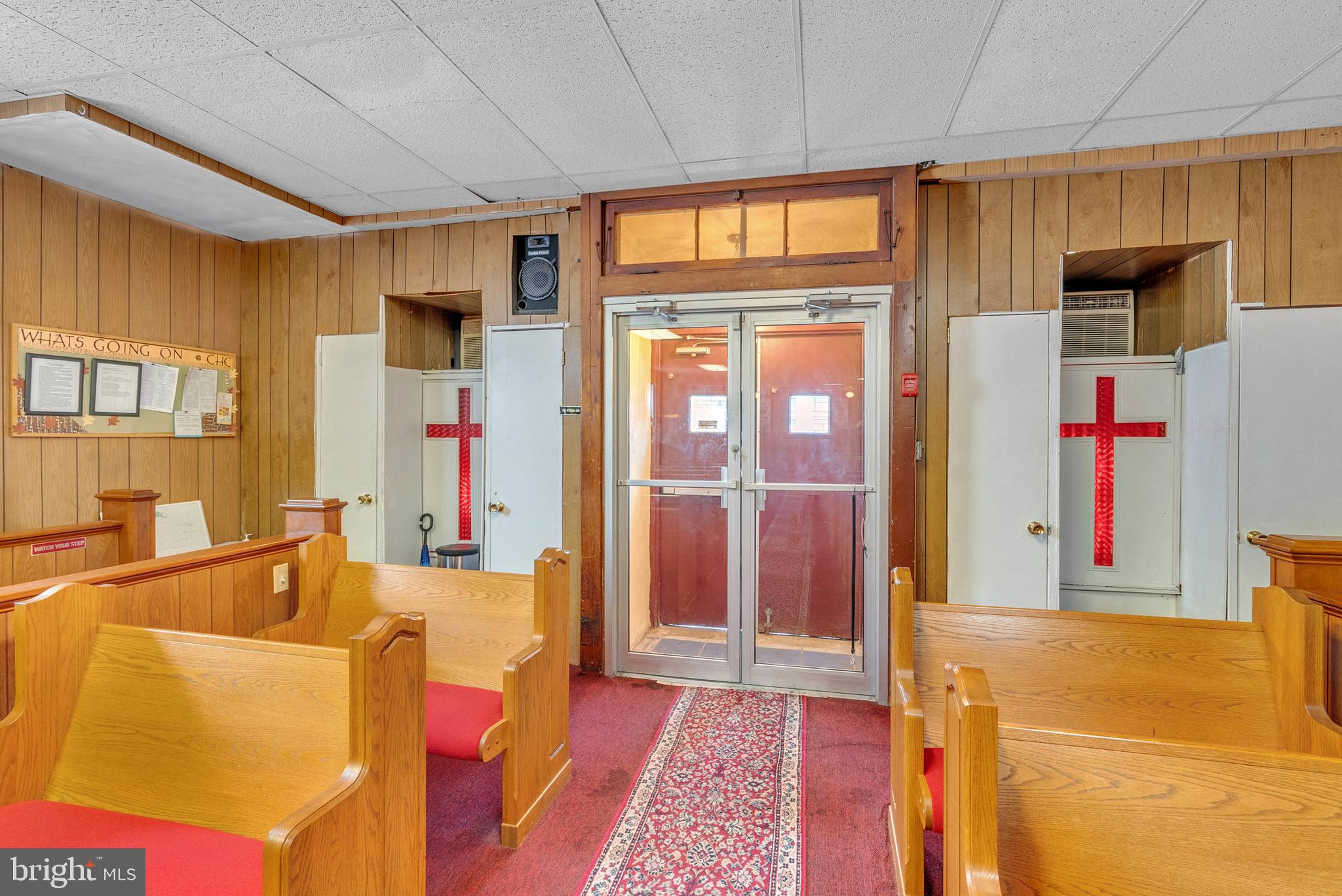 PHILADELPHIA (WEST) - Commercial Sale