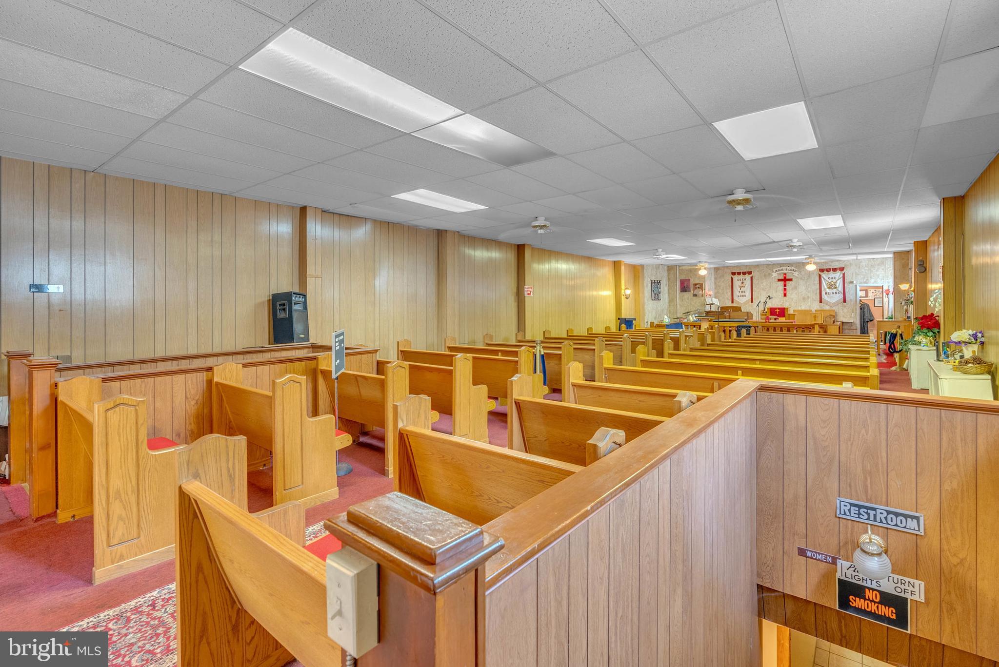 PHILADELPHIA (WEST) - Commercial Sale