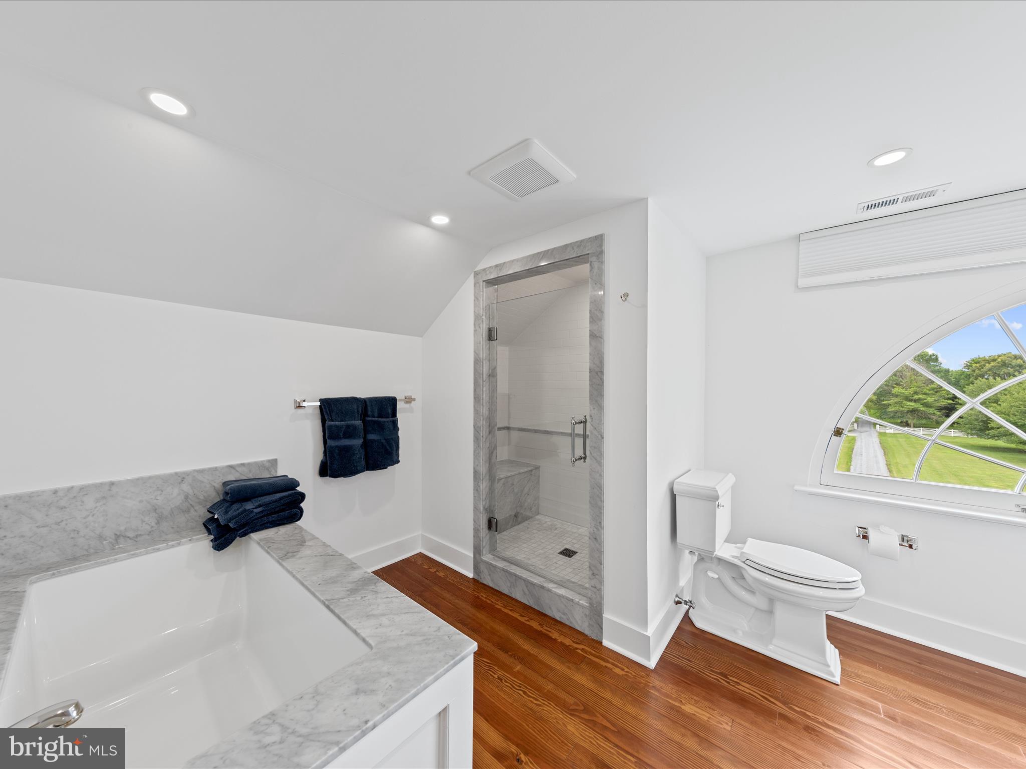 EASTON - Residential