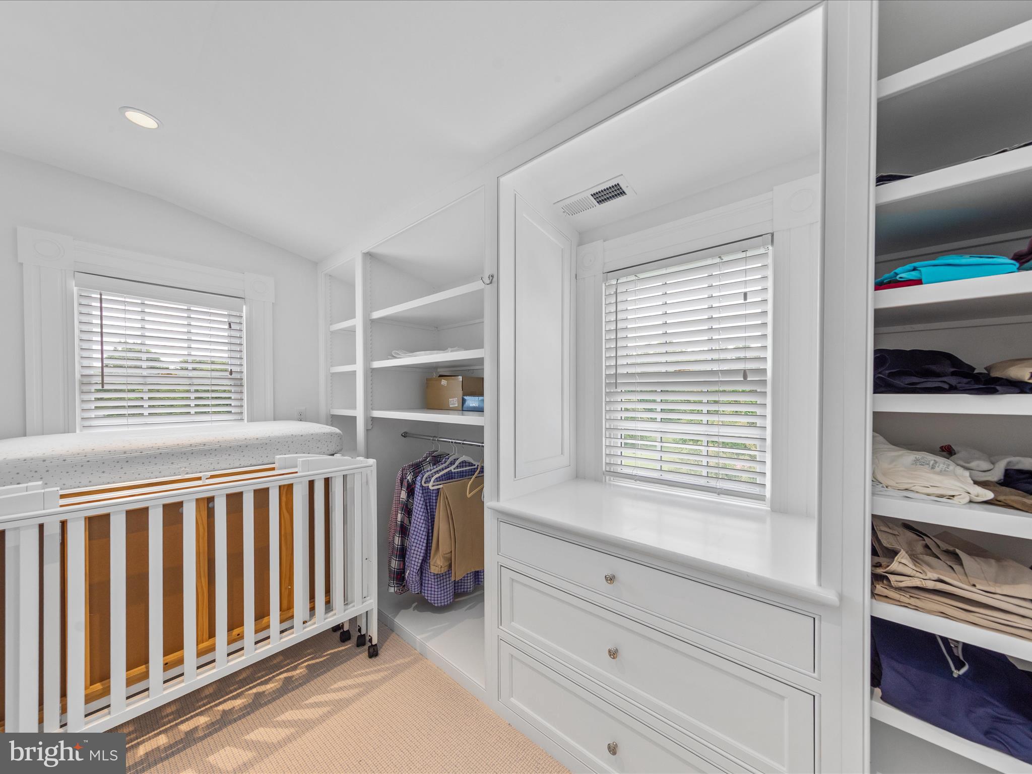 EASTON - Residential