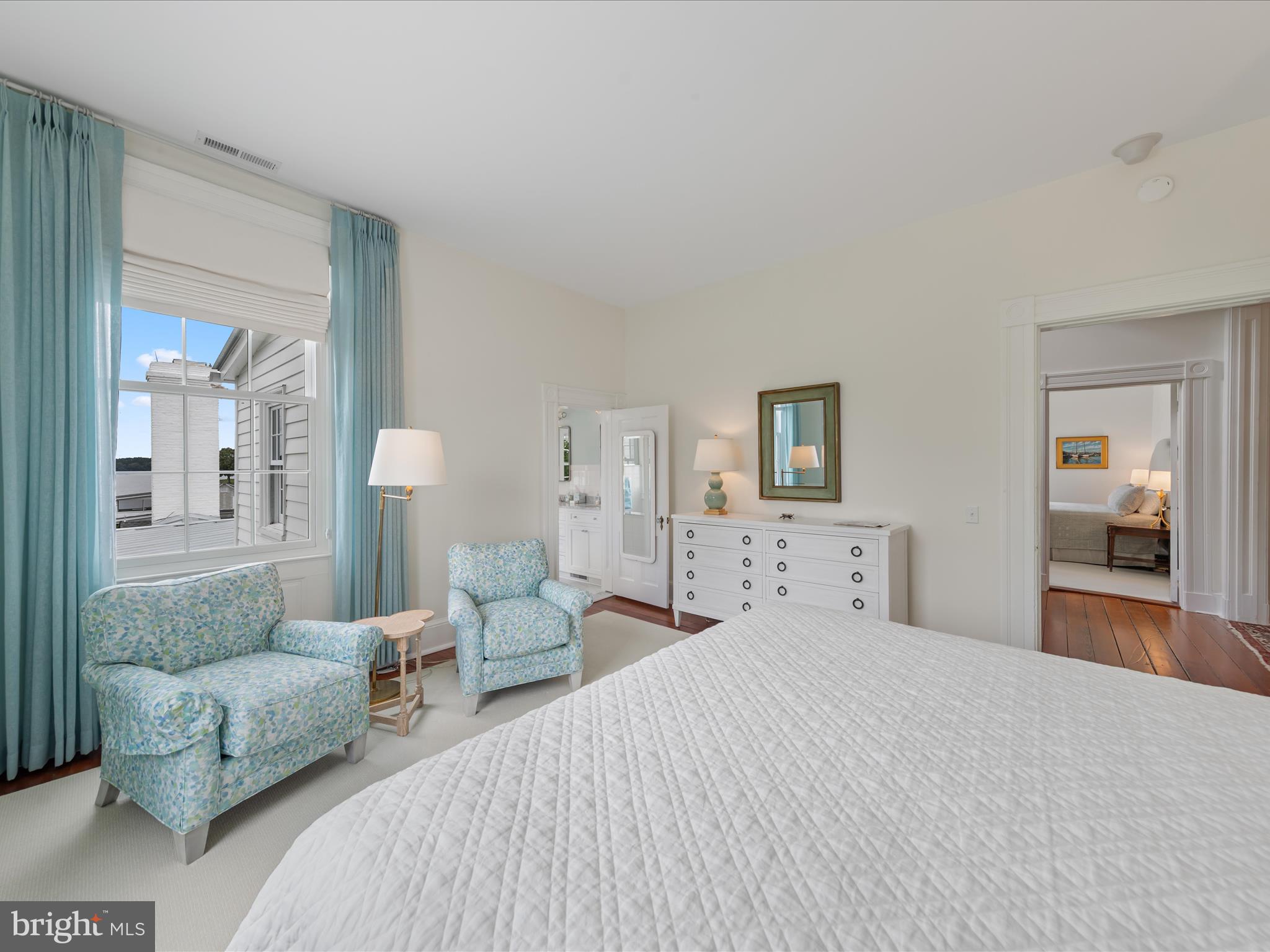 EASTON - Residential