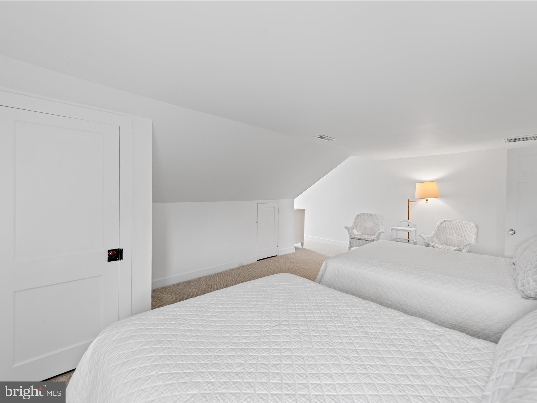 EASTON - Residential